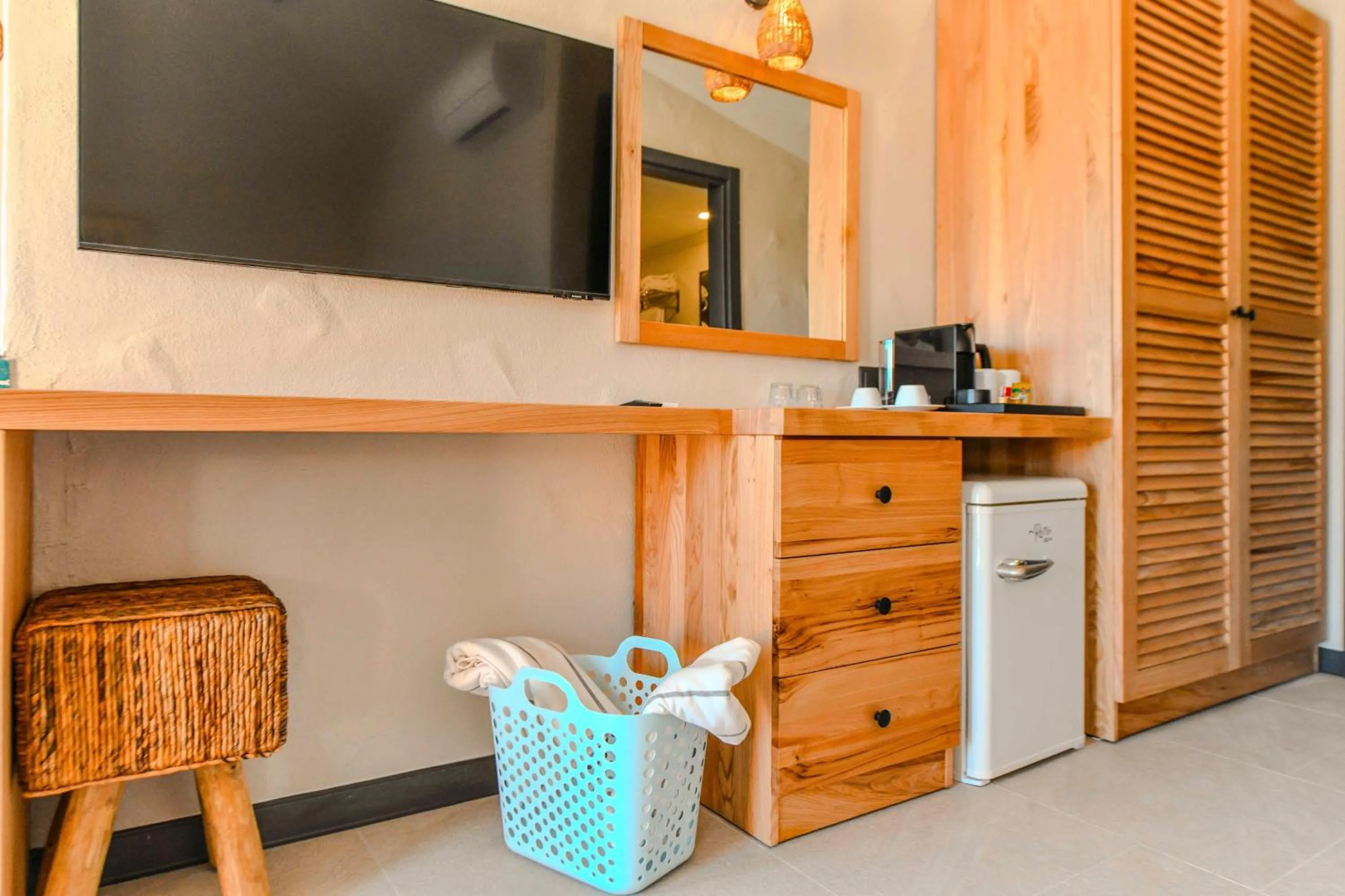 TV and multimedia in Unsal Hotel