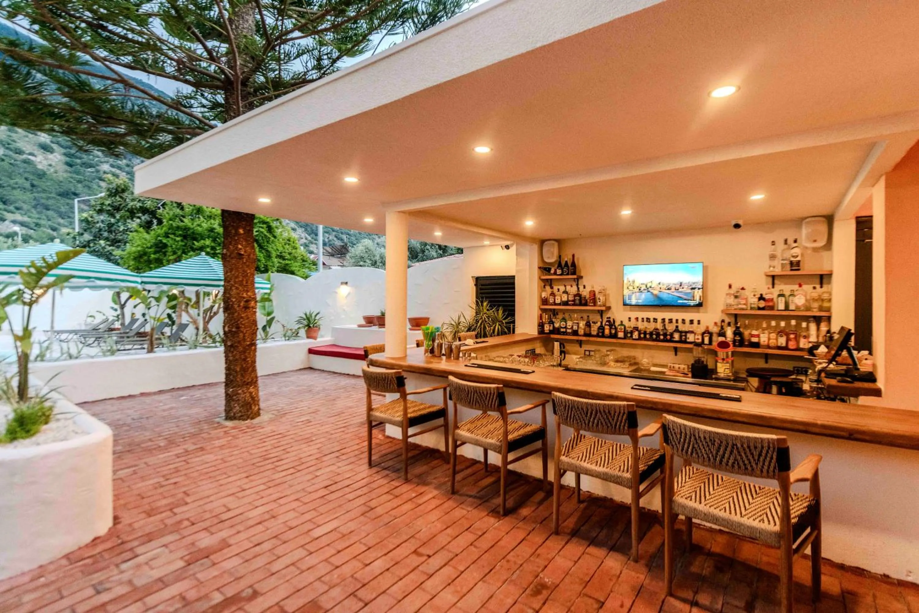 Garden in Unsal Hotel