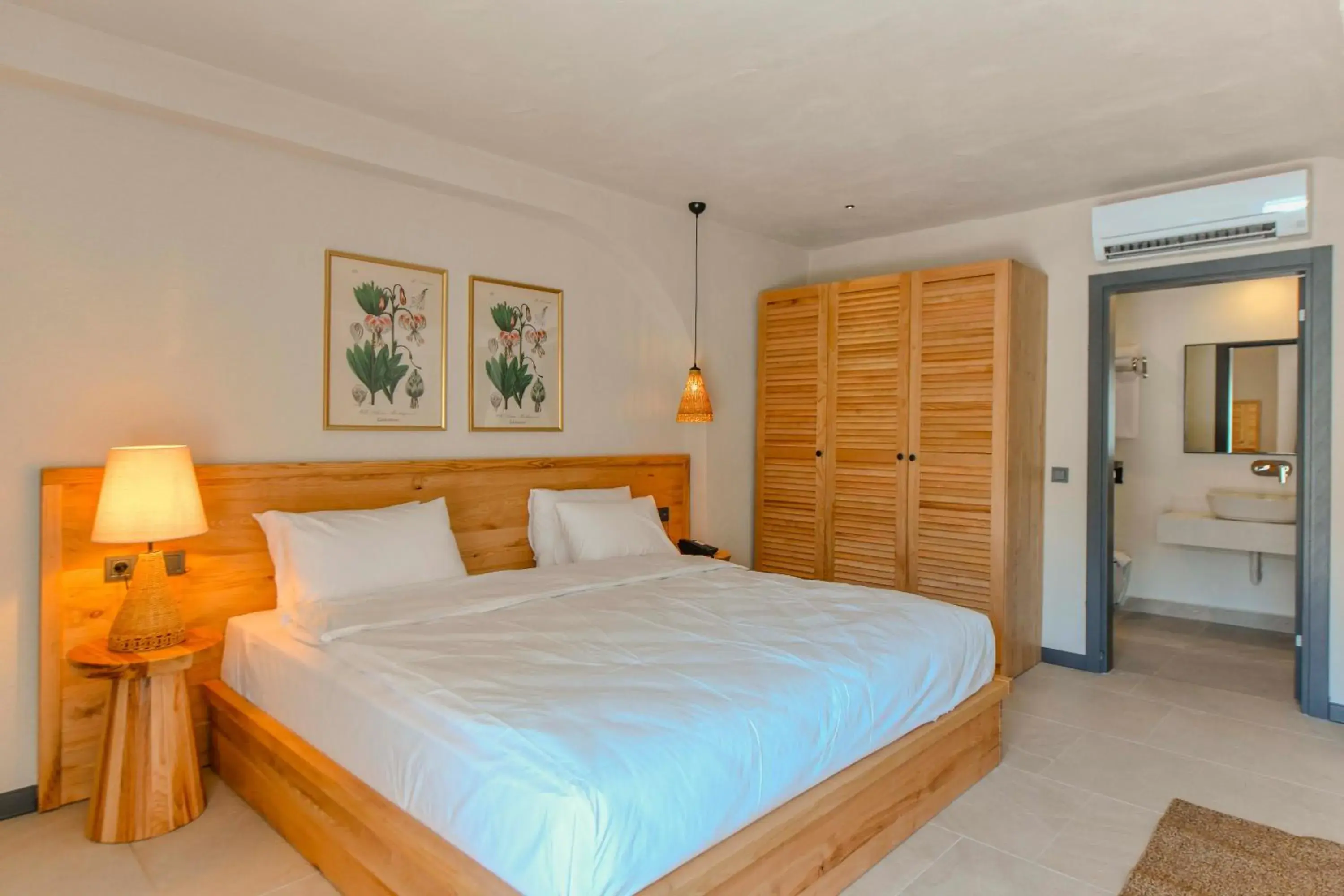 Bed in Unsal Hotel Bed in Unsal Hotel