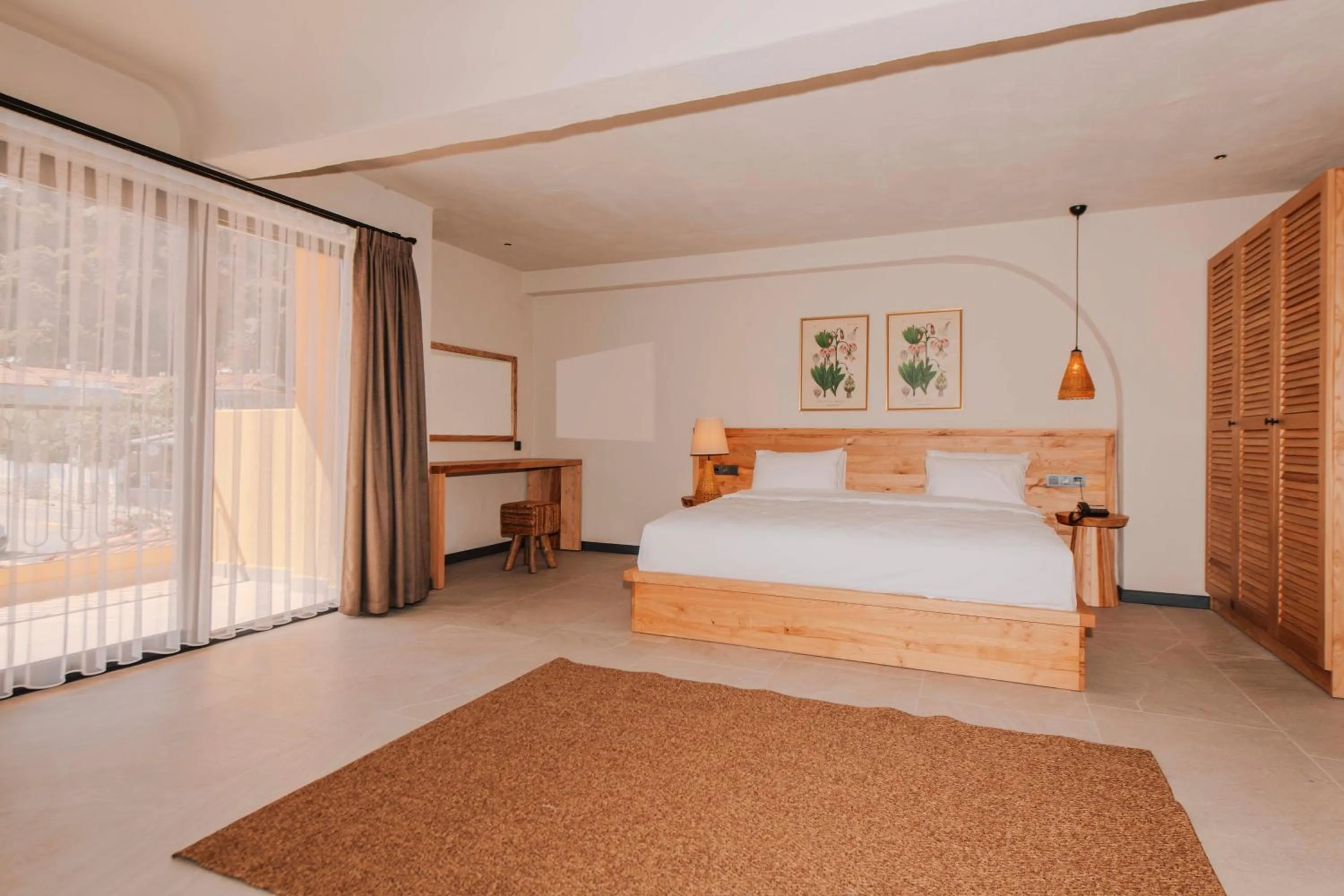 Bedroom, Bed in Unsal Hotel