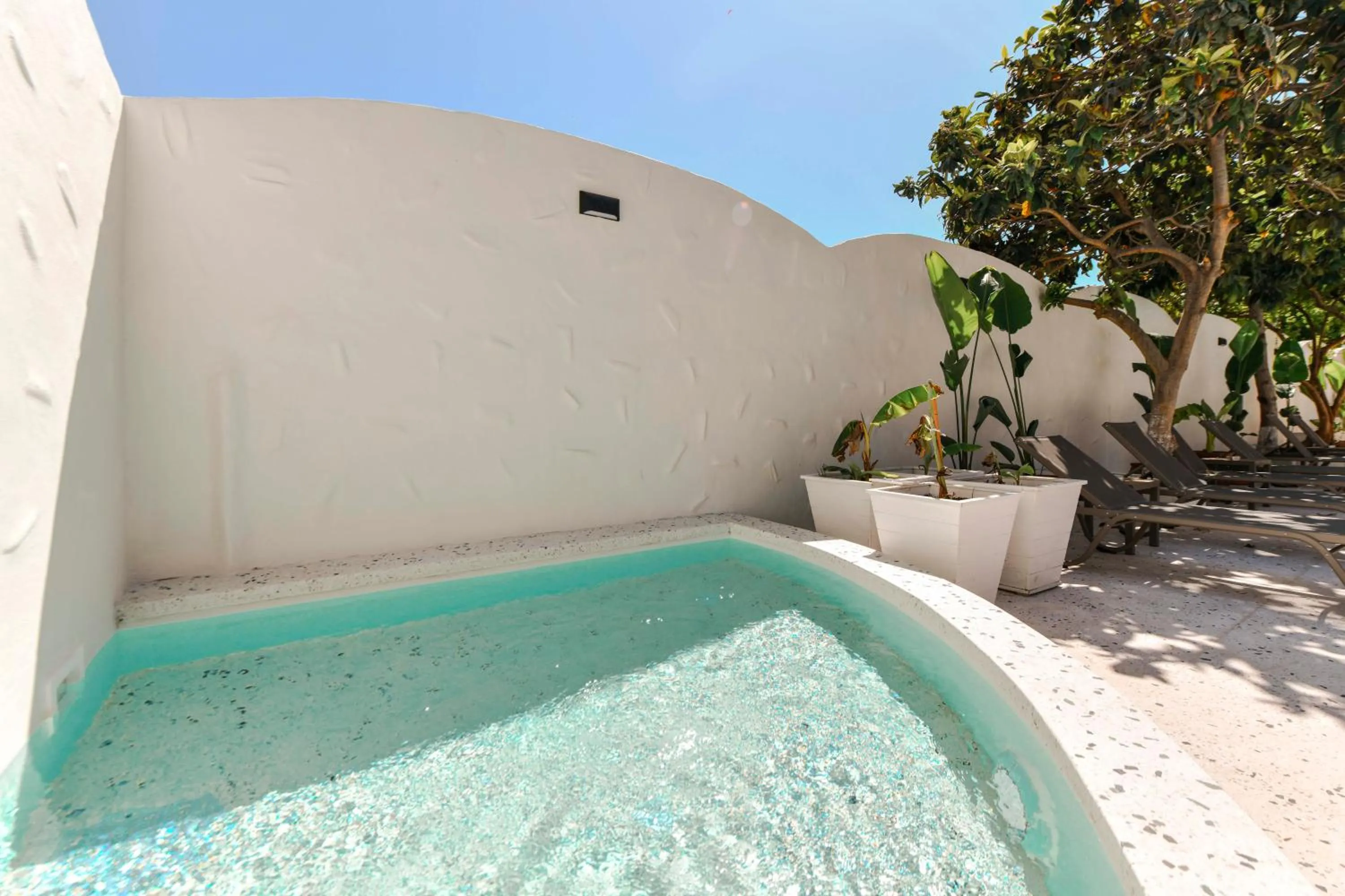 Swimming pool in Unsal Hotel