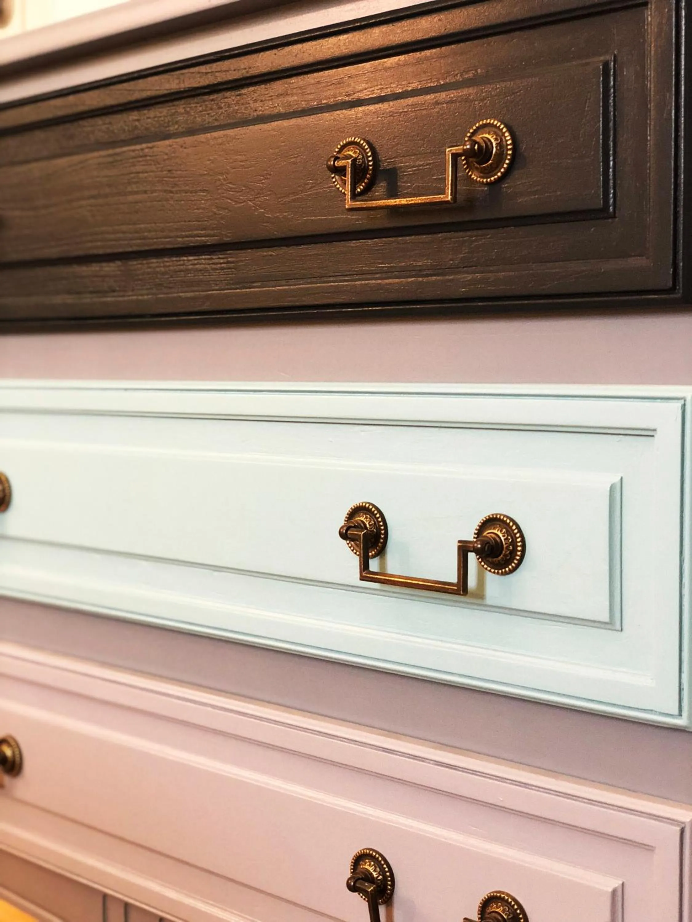 wardrobe in Il était une fois à l'Ouest "Lamballe-Armor"