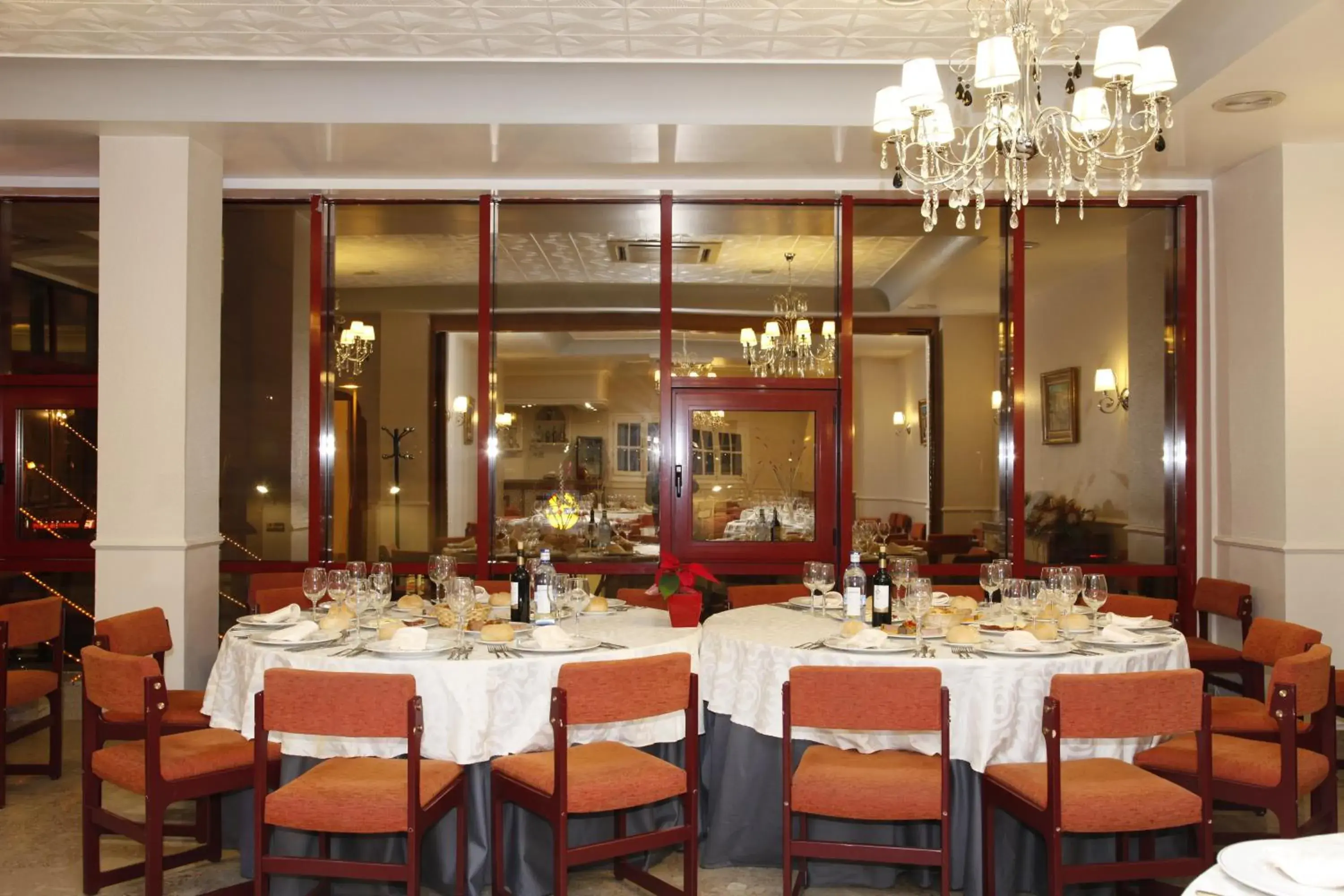 Restaurant/places to eat in Hotel Mari Carmen Restaurant/places to eat in Hotel Mari Carmen