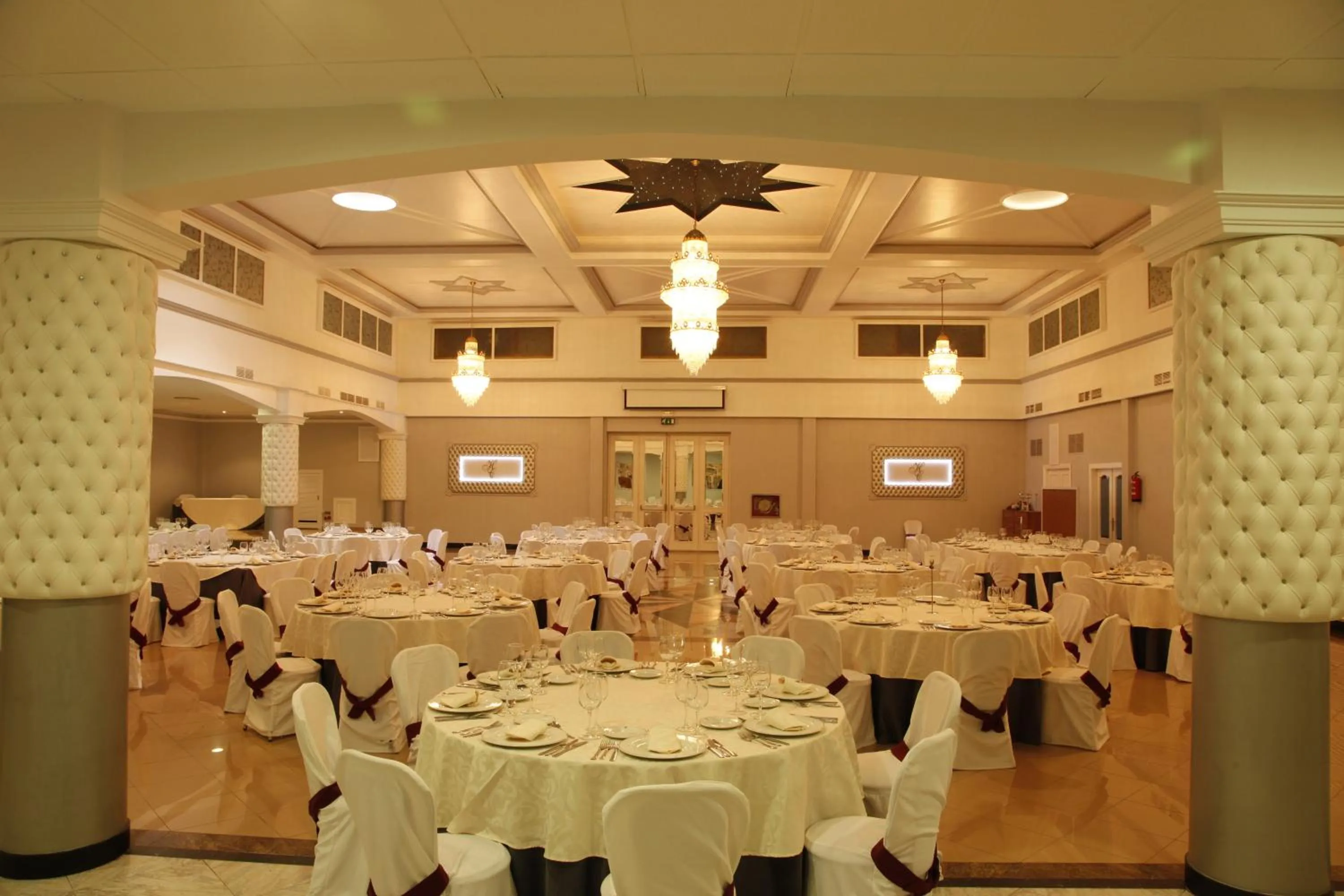 Banquet/Function facilities in Hotel Mari Carmen