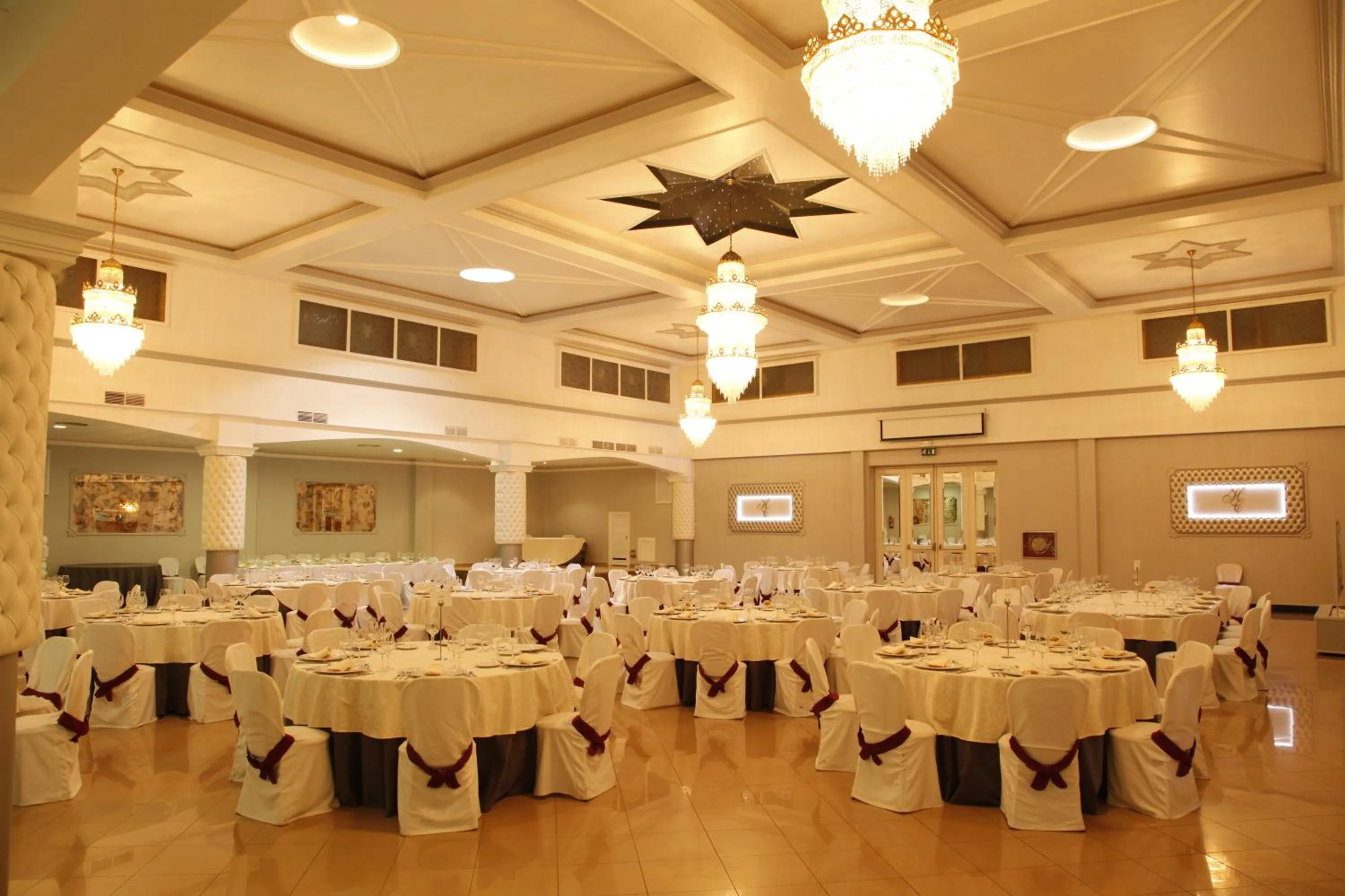 Banquet/Function facilities in Hotel Mari Carmen