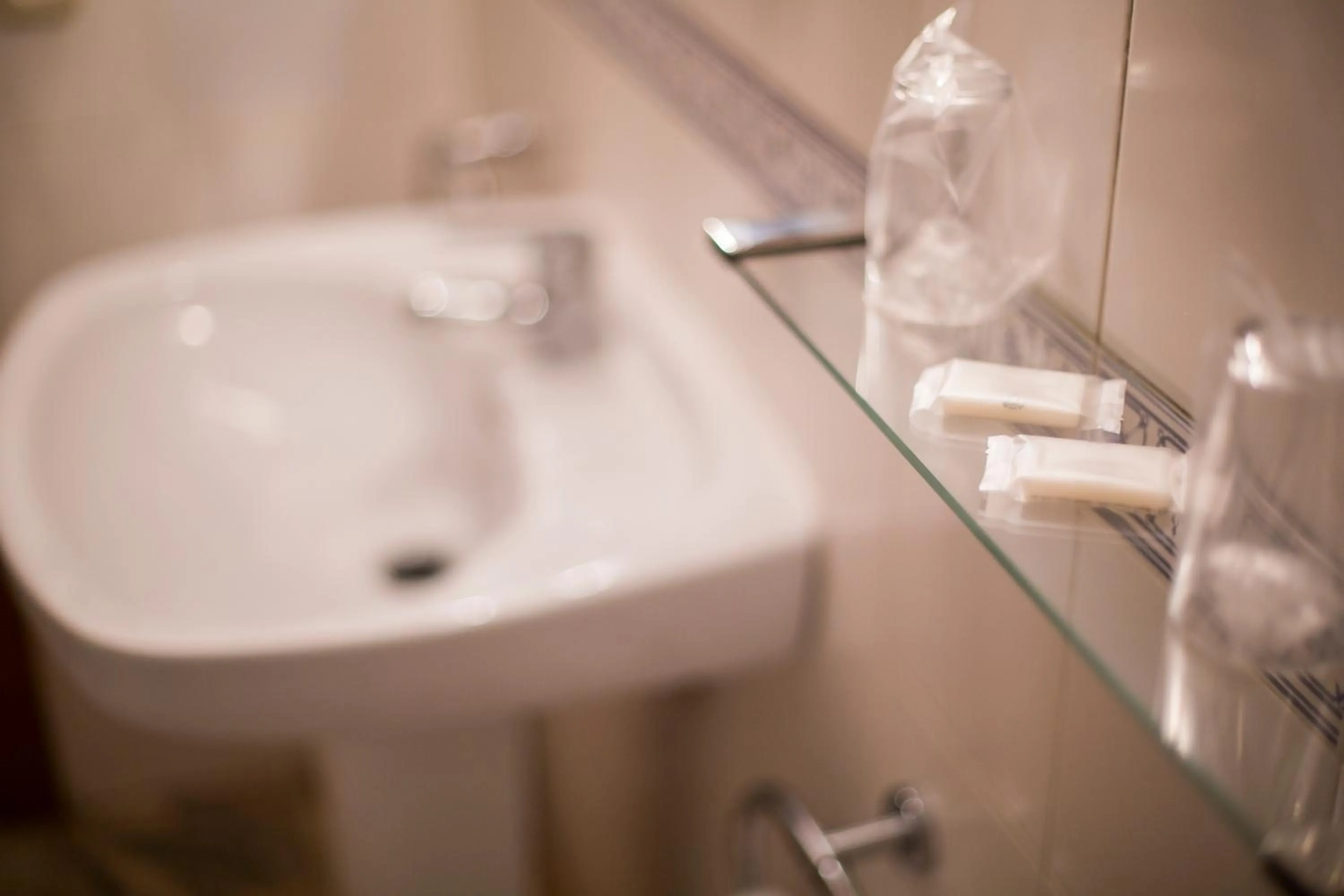 Bathroom in Hotel Mairena