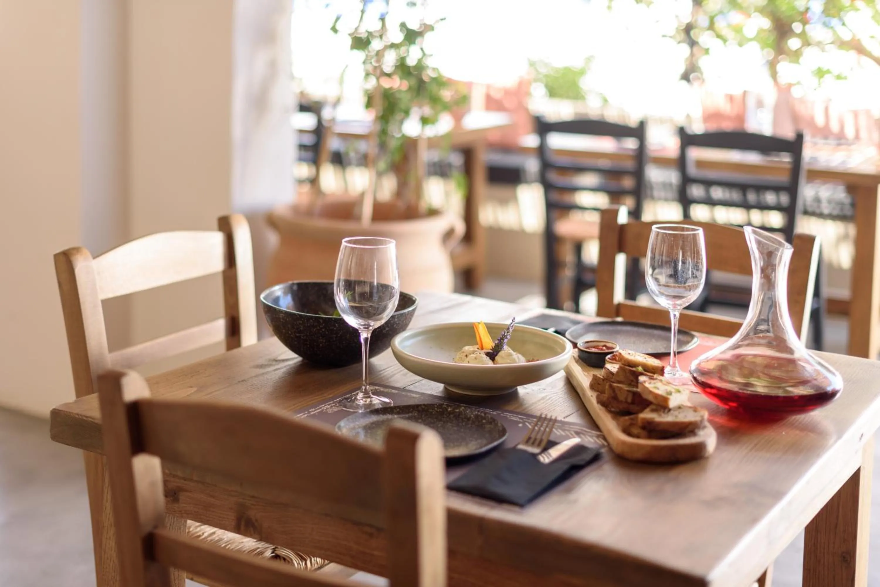 Misteli Suites