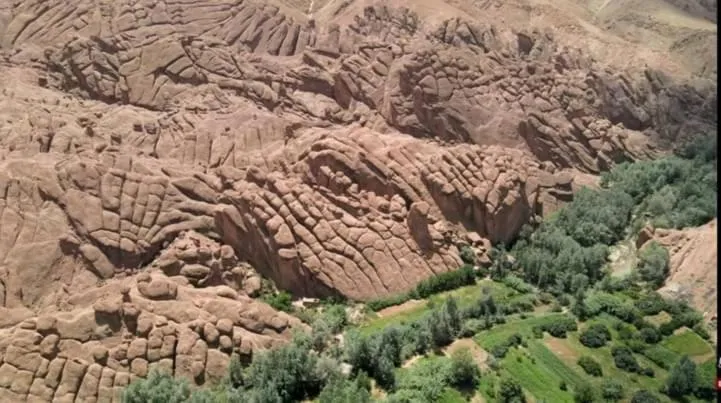 Hiking in kasbah Ait arbi