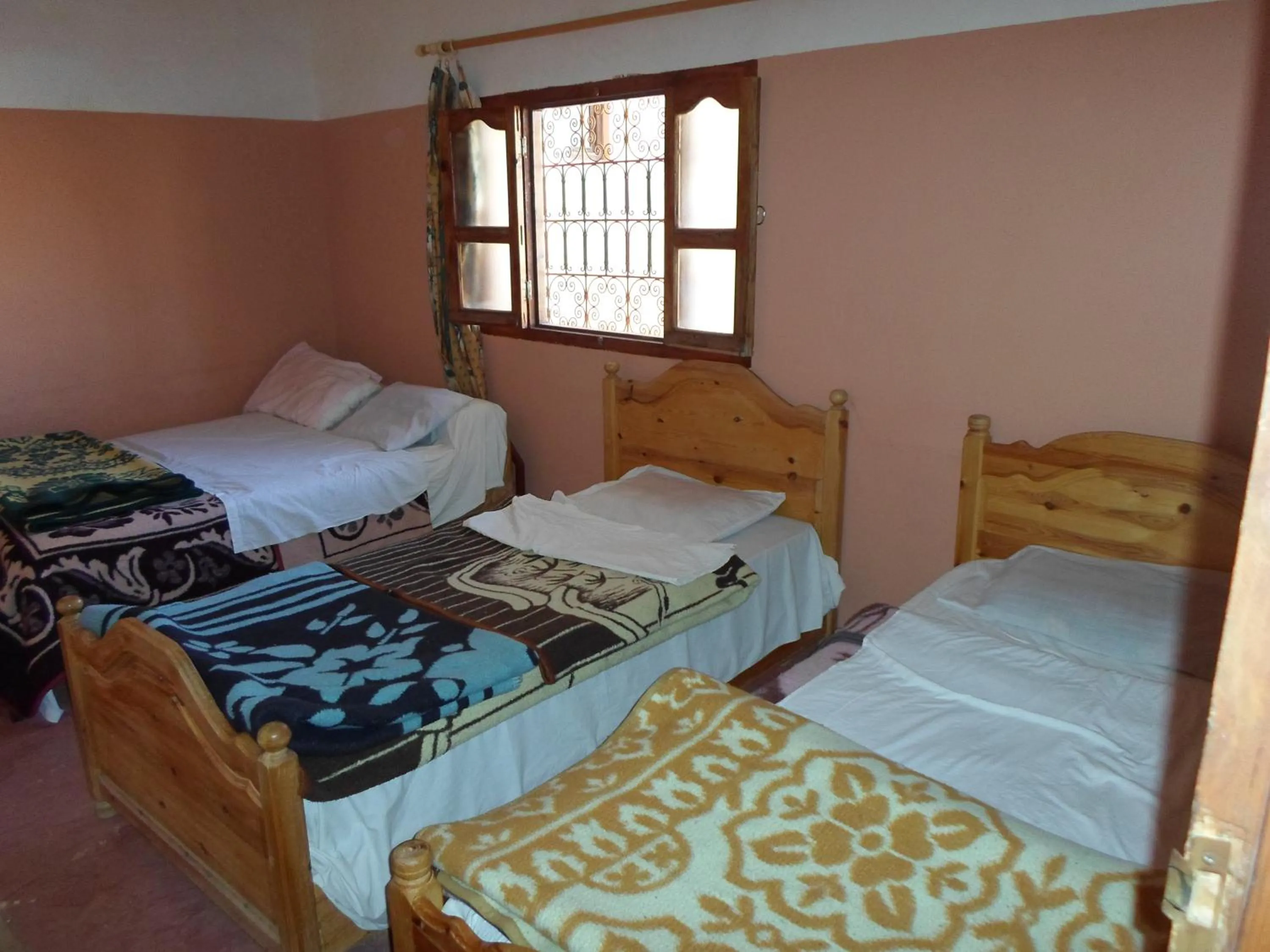 Bed in kasbah Ait arbi