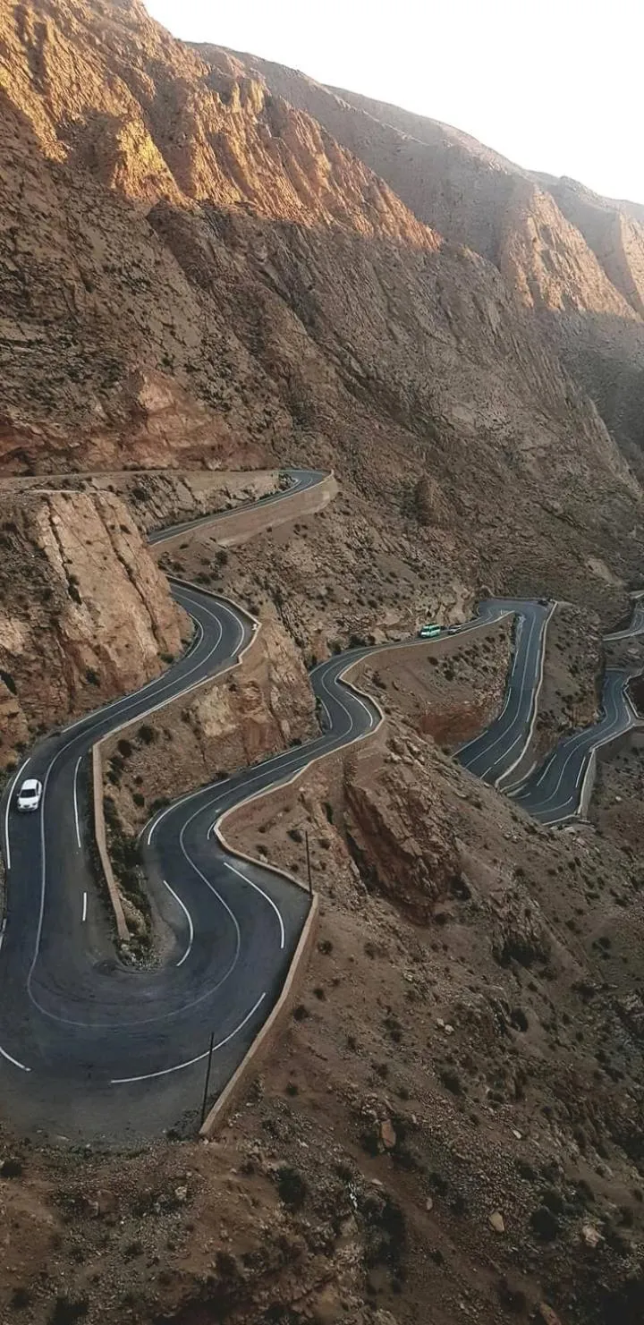 Hiking in kasbah Ait arbi