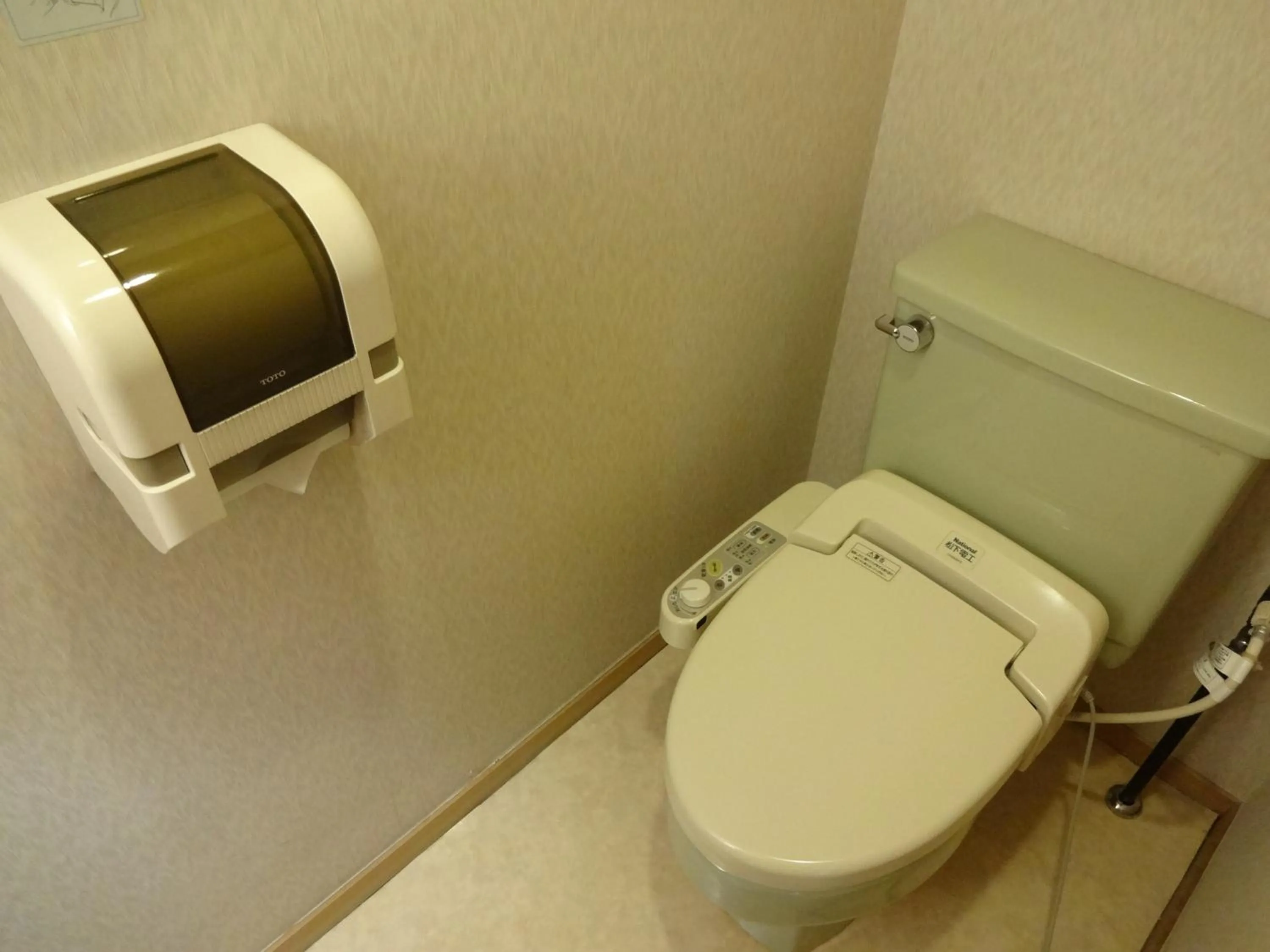 Toilet in Kanemidori