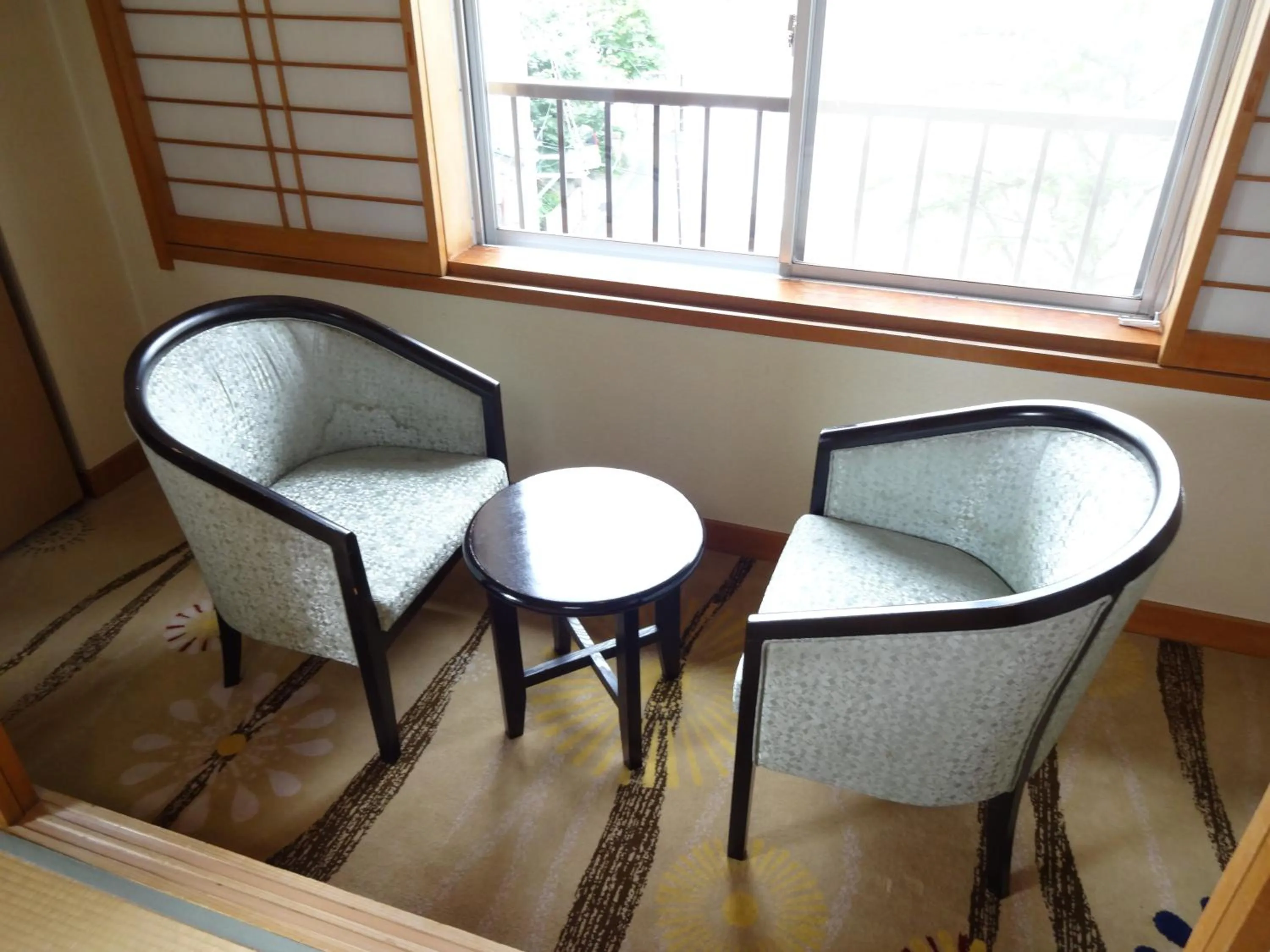 Seating area in Kanemidori