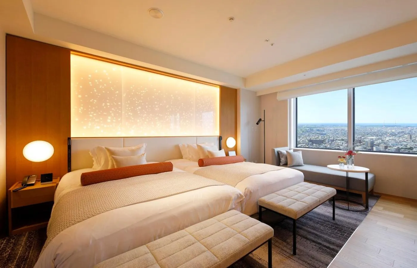 Photo of the whole room, Bed in Hotel Nikko Kanazawa