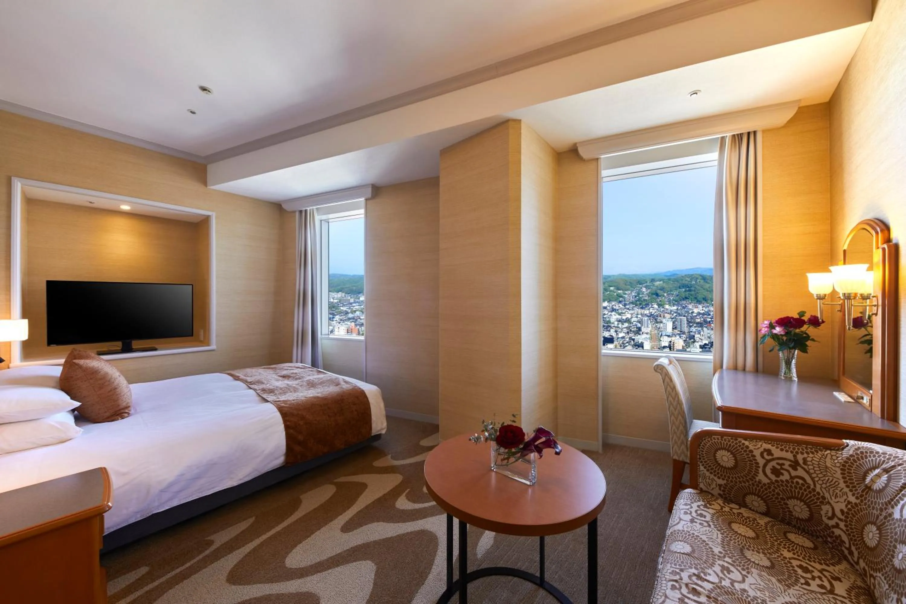 Photo of the whole room, Bed in Hotel Nikko Kanazawa