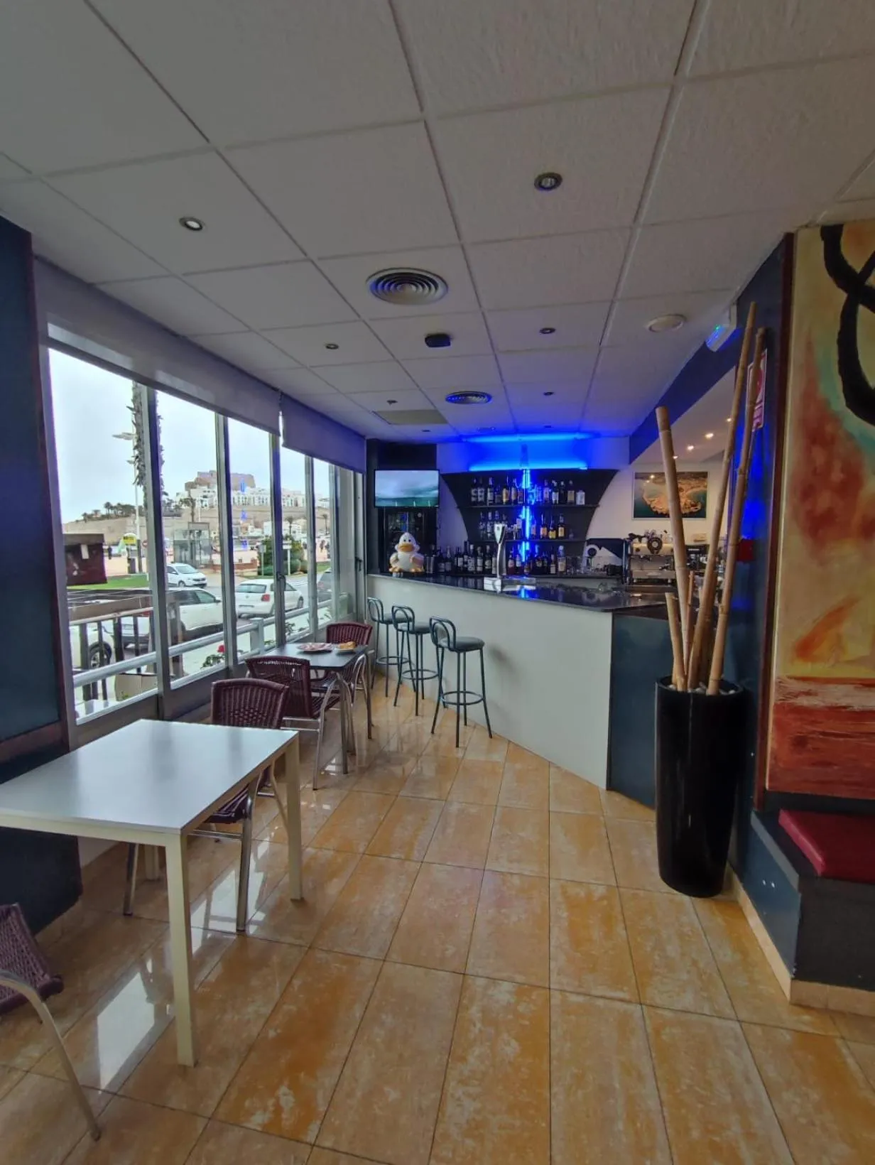 Lounge or bar in Hotel Rio Mar