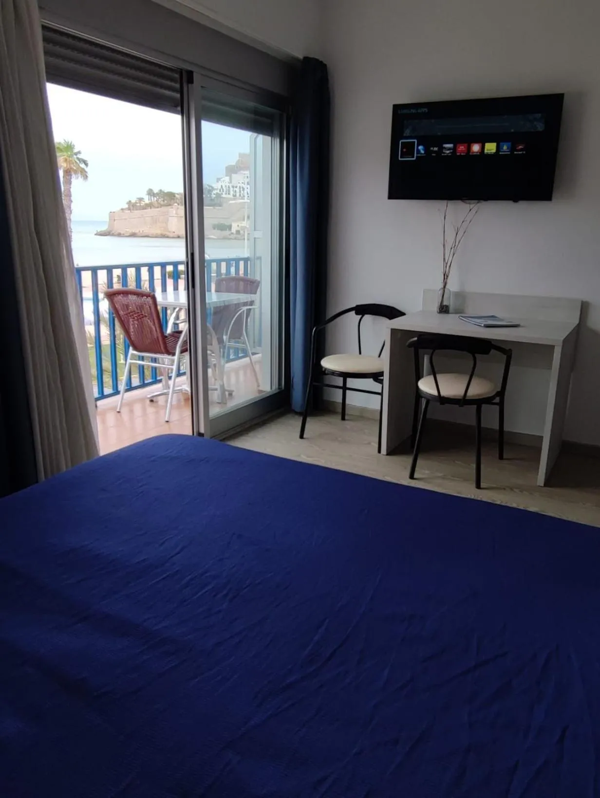 View (from property/room), Bed in Hotel Rio Mar