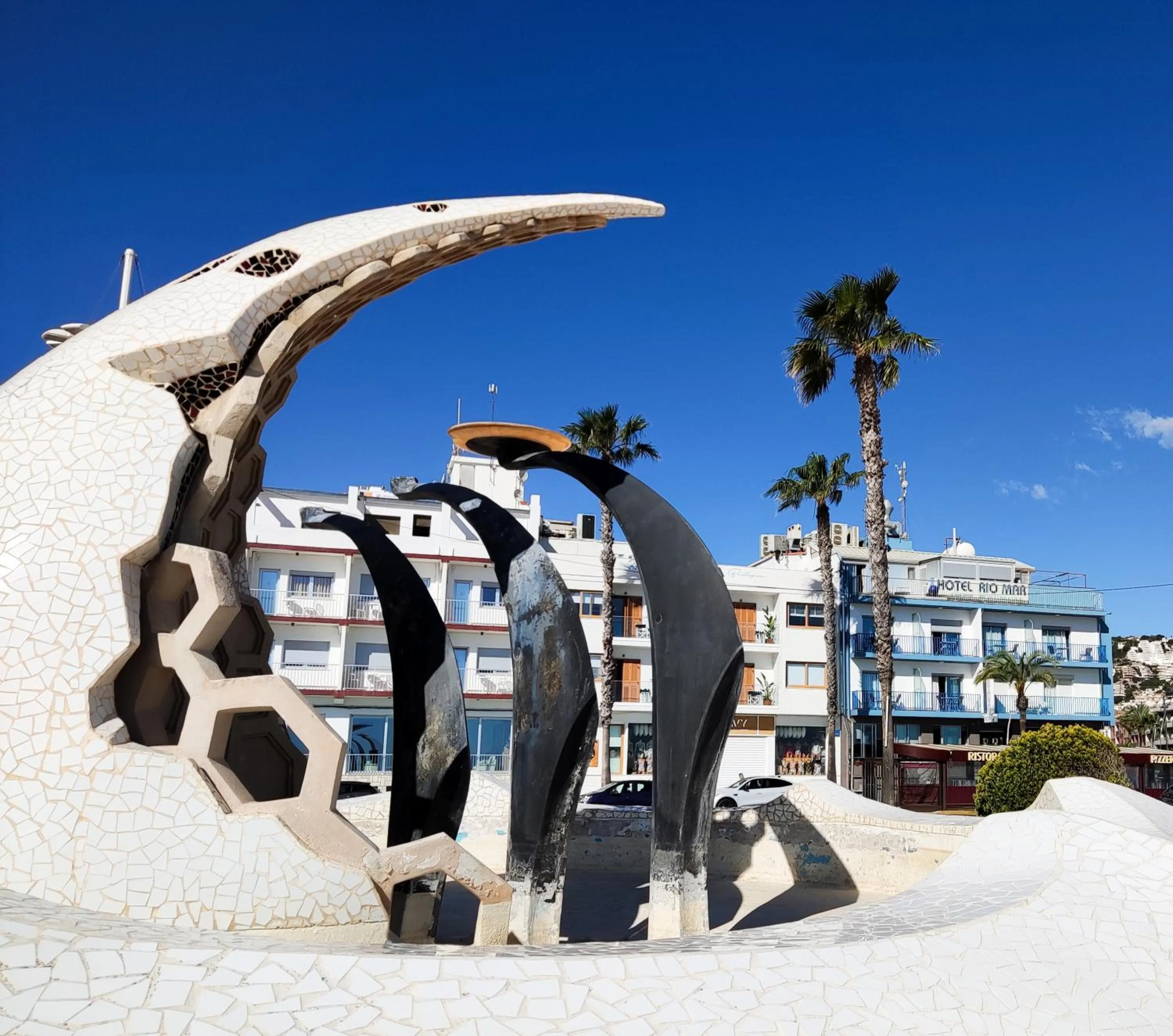 Property building in Hotel Rio Mar