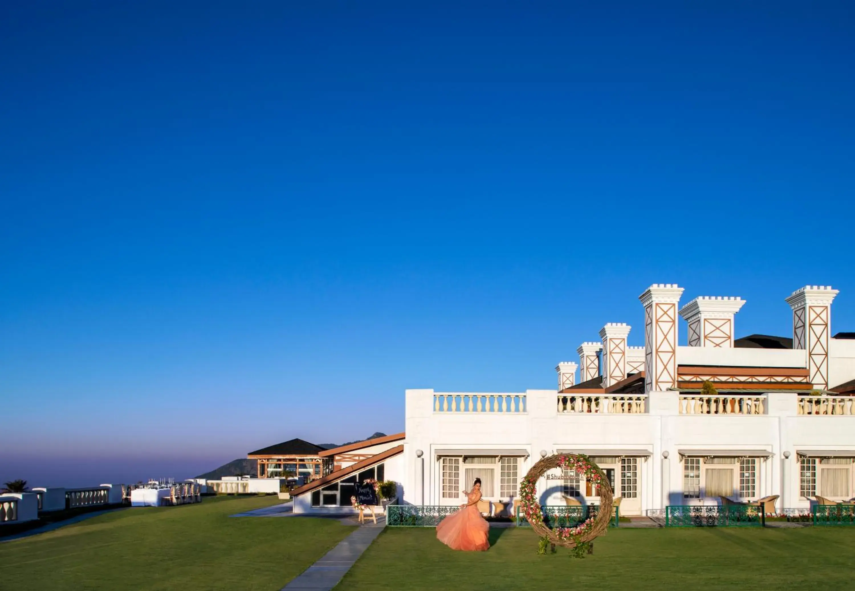 Property building in Jaypee Residency Manor Property building in Jaypee Residency Manor