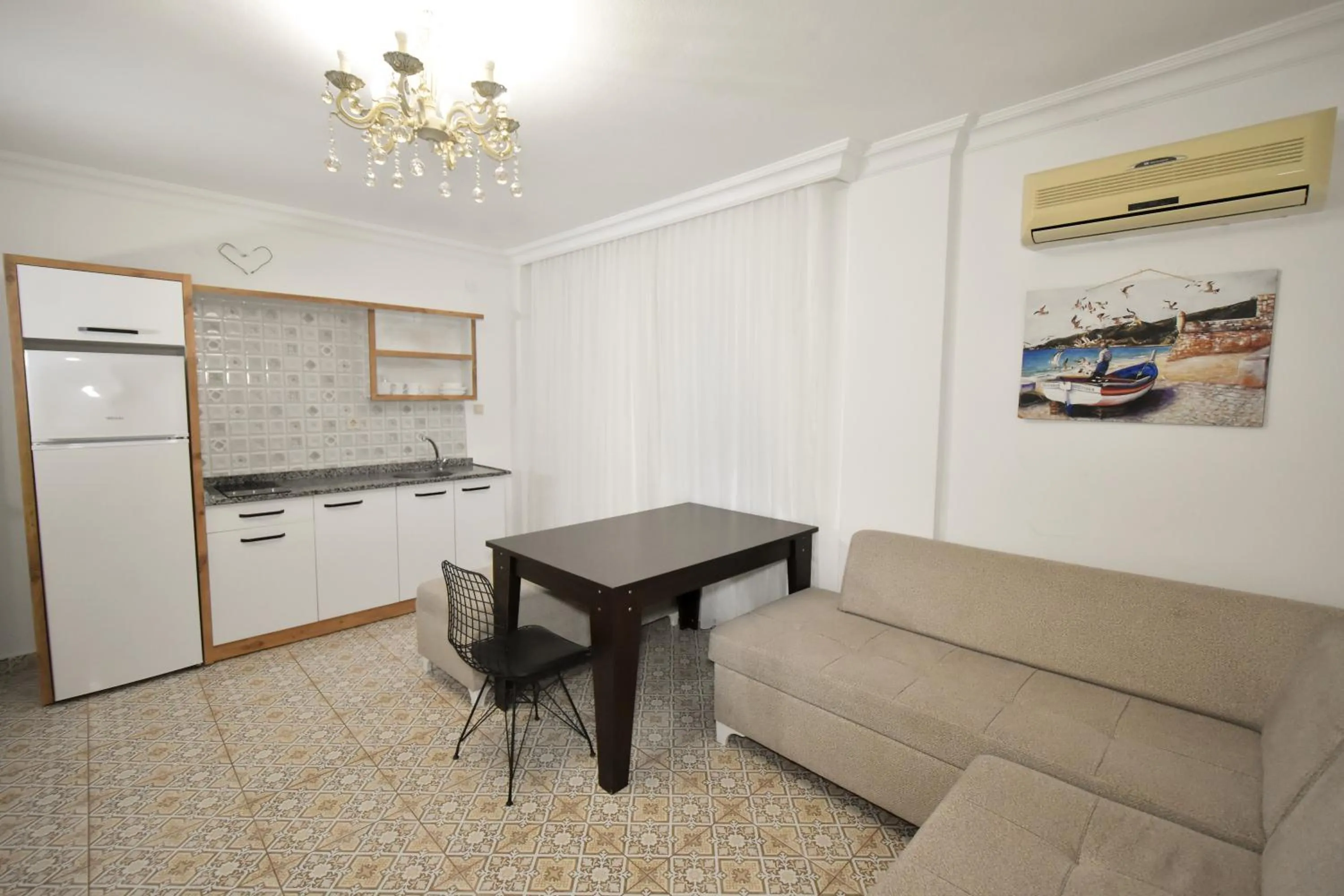 Kitchen or kitchenette in Anatolian Homes & Apart