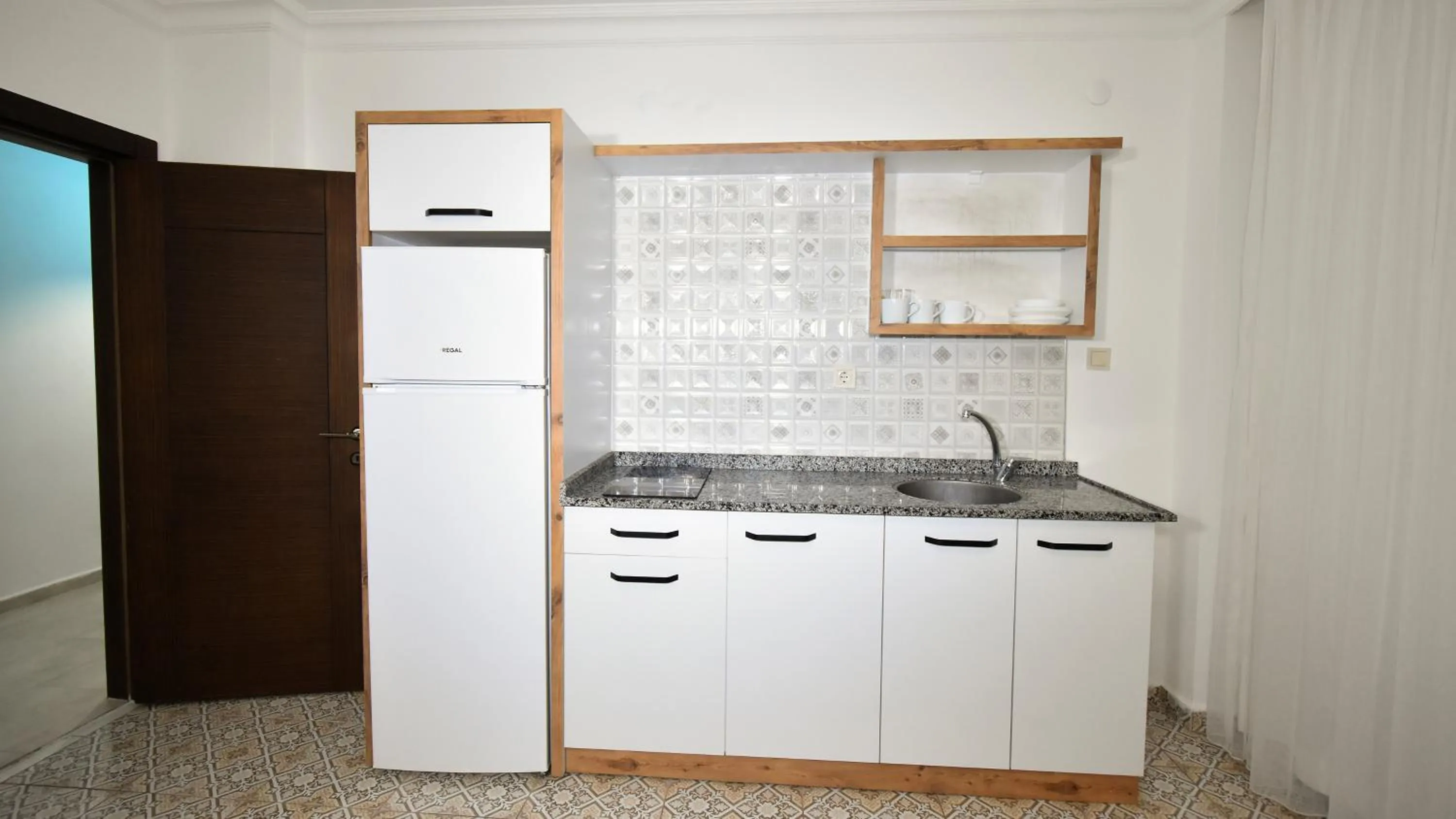 Kitchen or kitchenette in Anatolian Homes & Apart