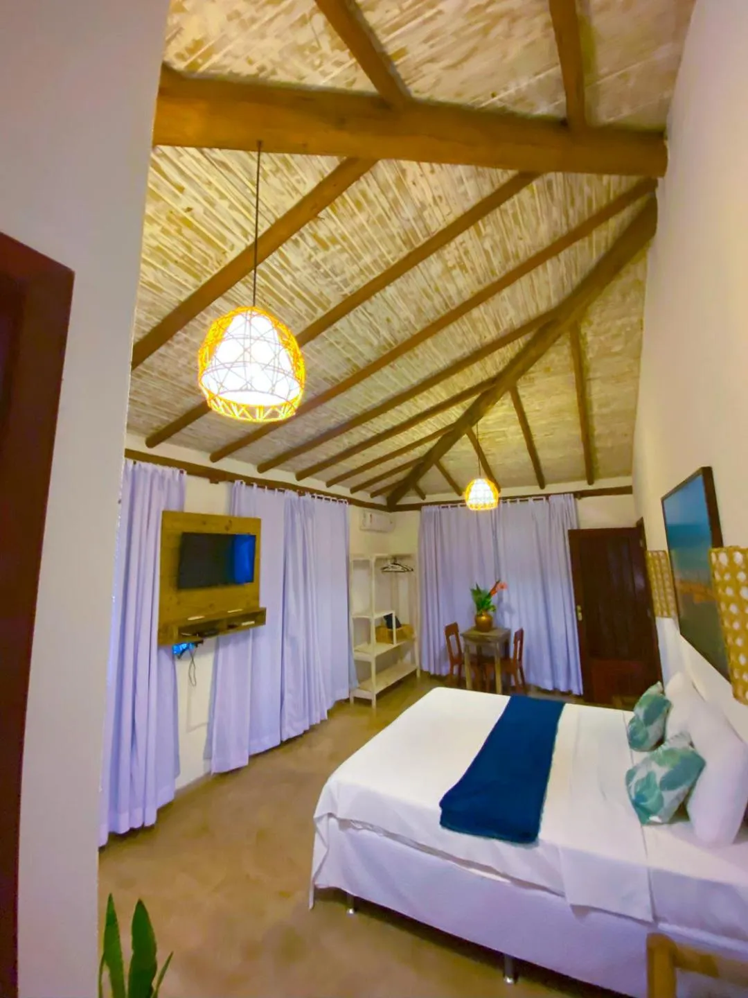 Bed in Pariri Suites