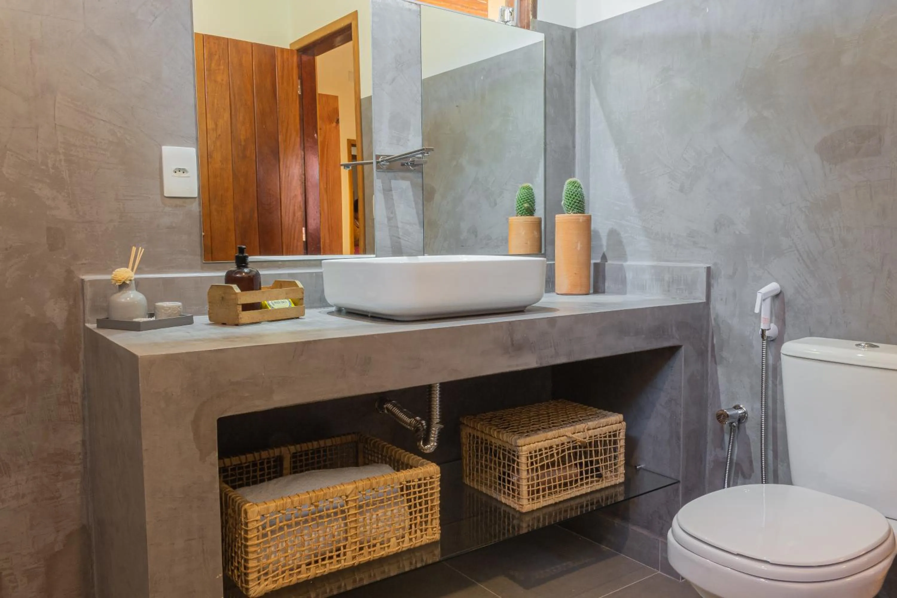 Bathroom in Pariri Suites