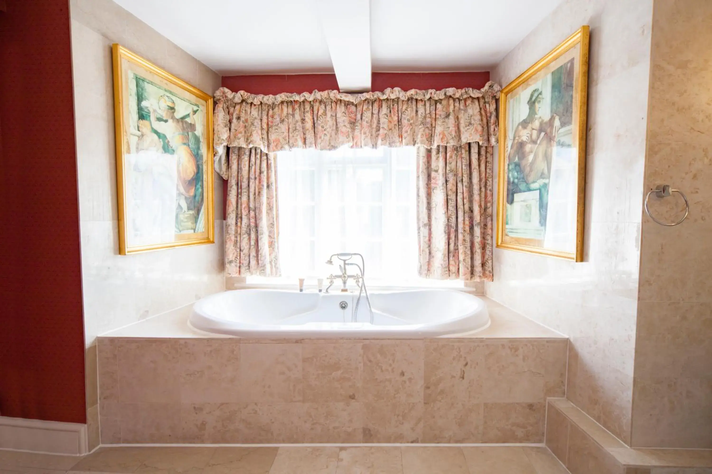 Bathroom in The Holt Hotel Bathroom in The Holt Hotel