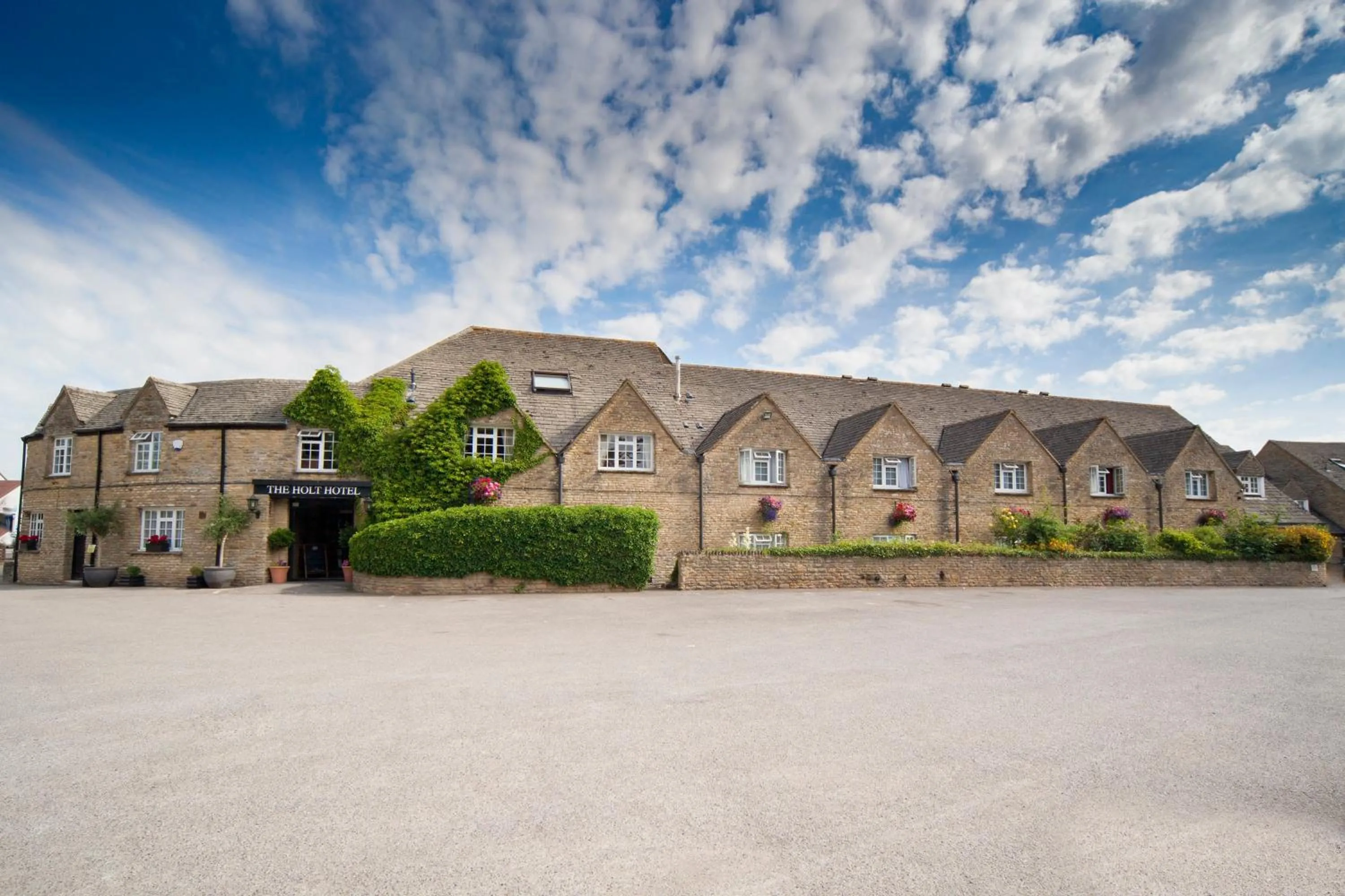 Facade/entrance in The Holt Hotel