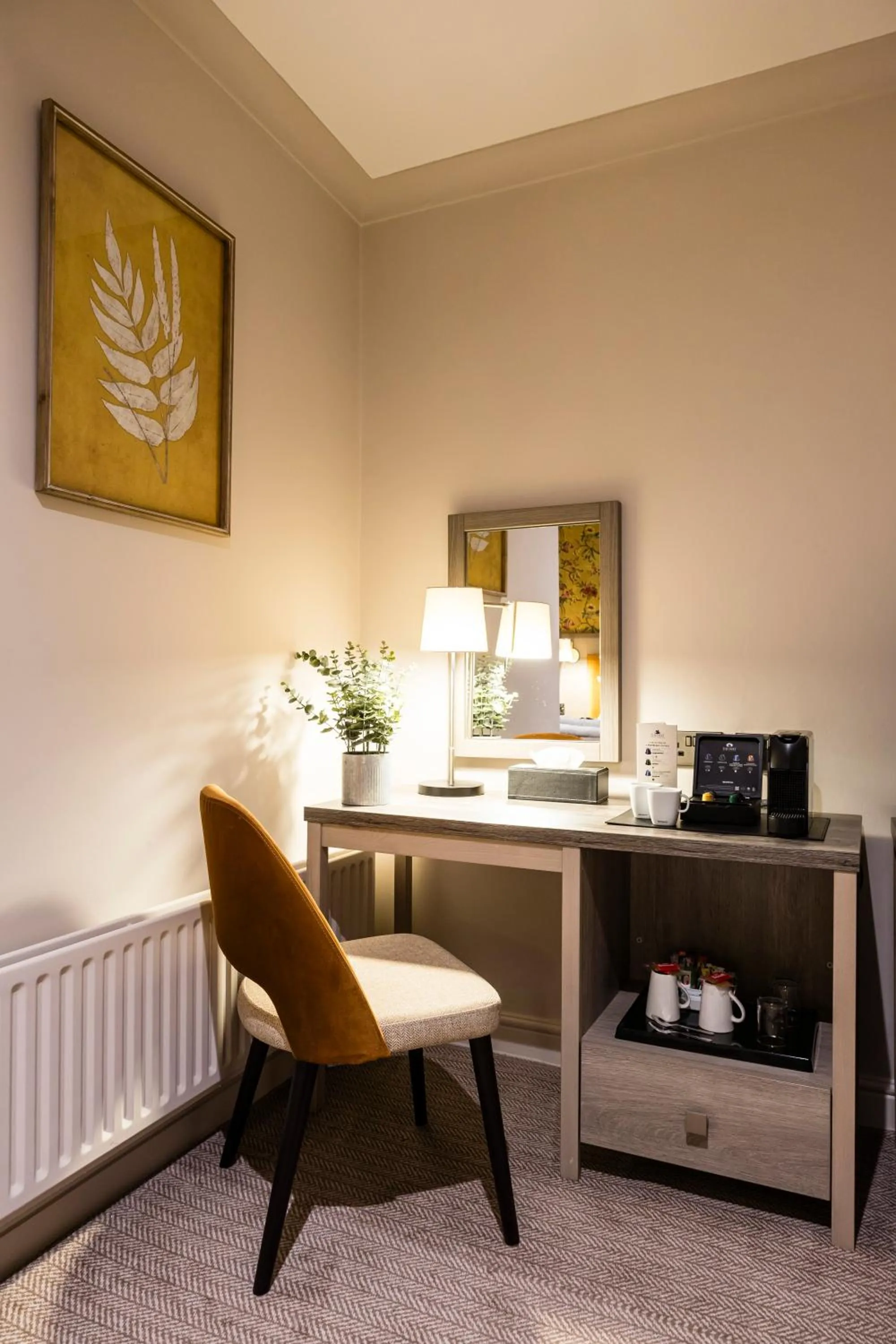 Coffee/tea facilities in The Holt Hotel