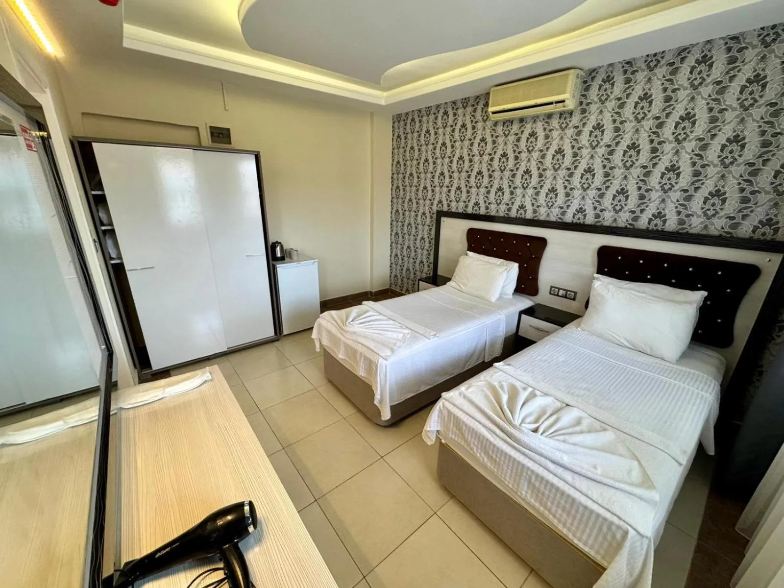 Yalcin Hotel & Villas