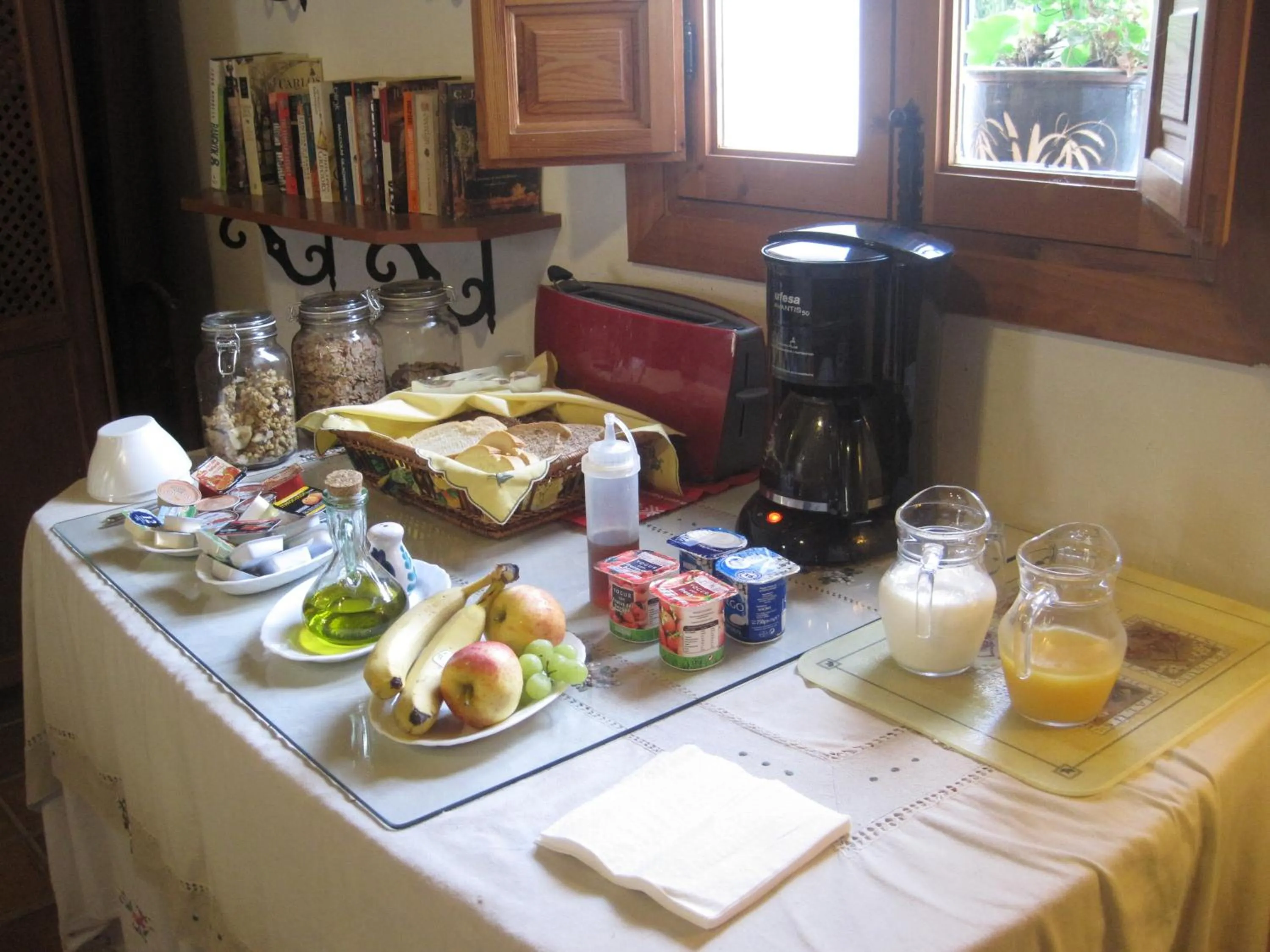 Food in Escuela La Crujía