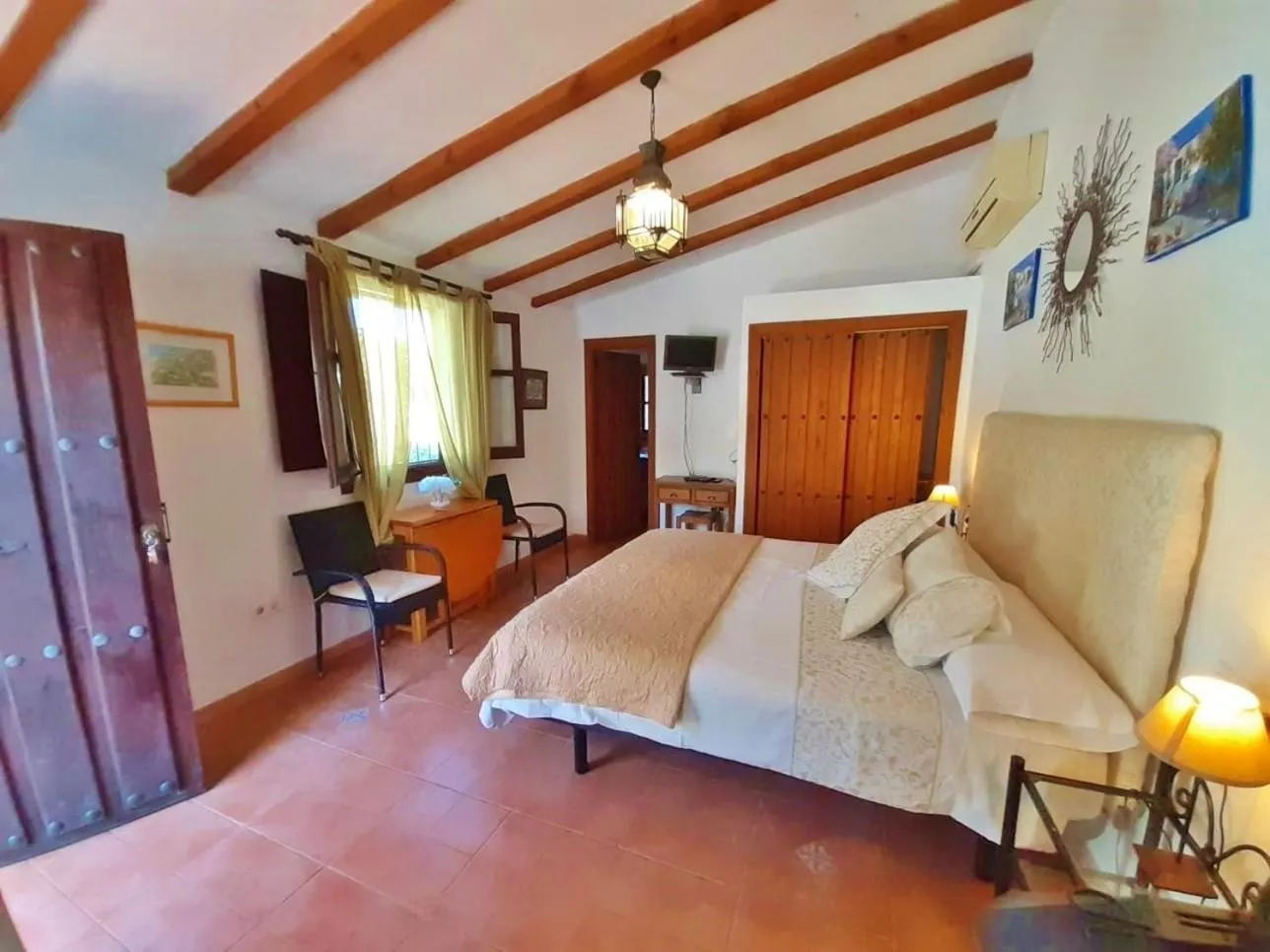 Bed in Escuela La Crujía