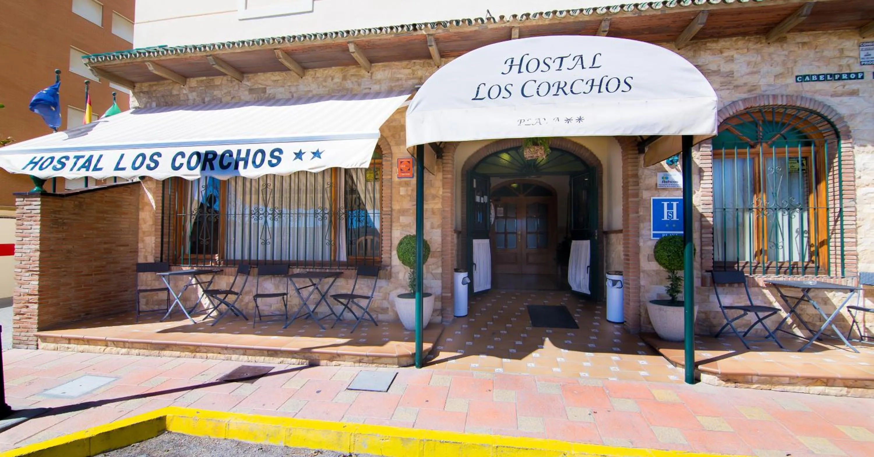 Facade/entrance in Hostal Los Corchos