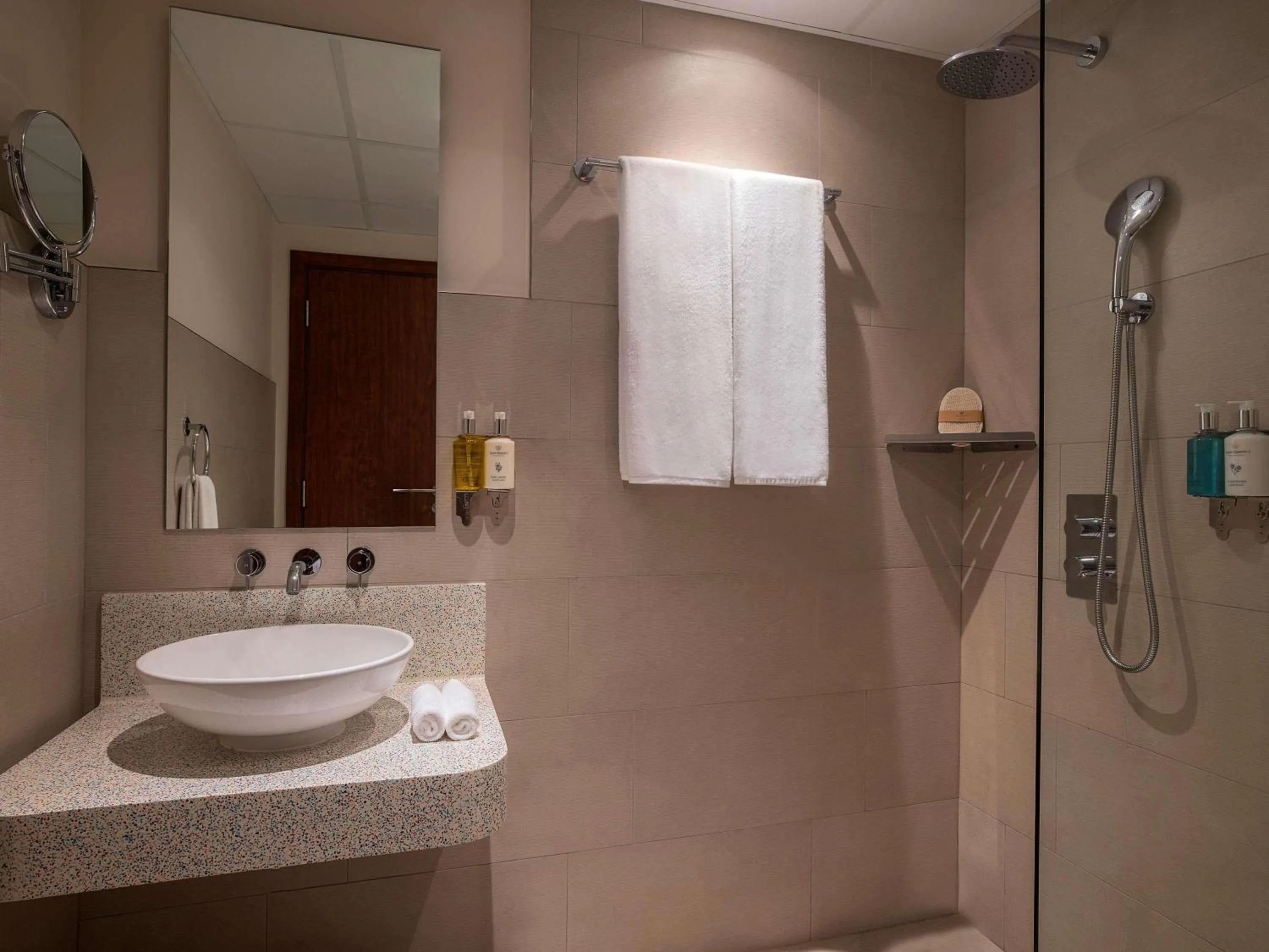 Bedroom in Queen Elizabeth 2 Hotel