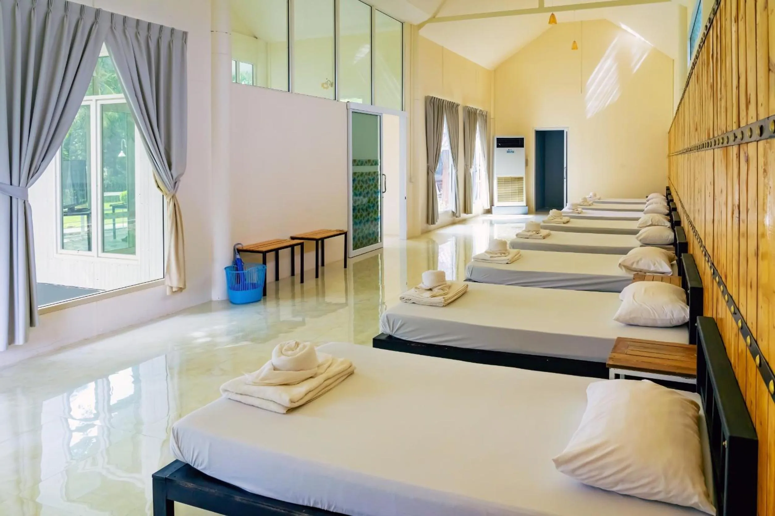 Bedroom, Bed in Yoko River Kwai Resort