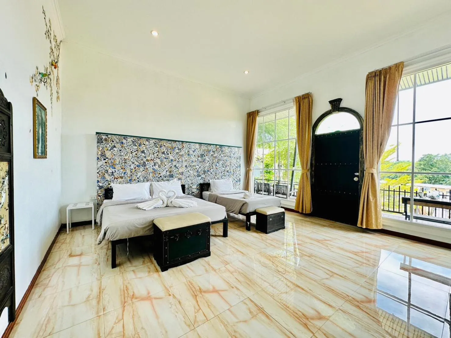 Bedroom, Bed in Yoko River Kwai Resort