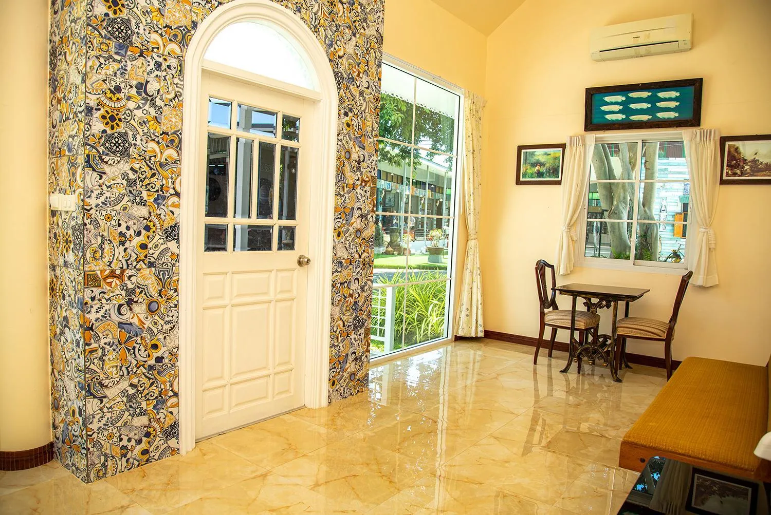 Living room in Yoko River Kwai Resort