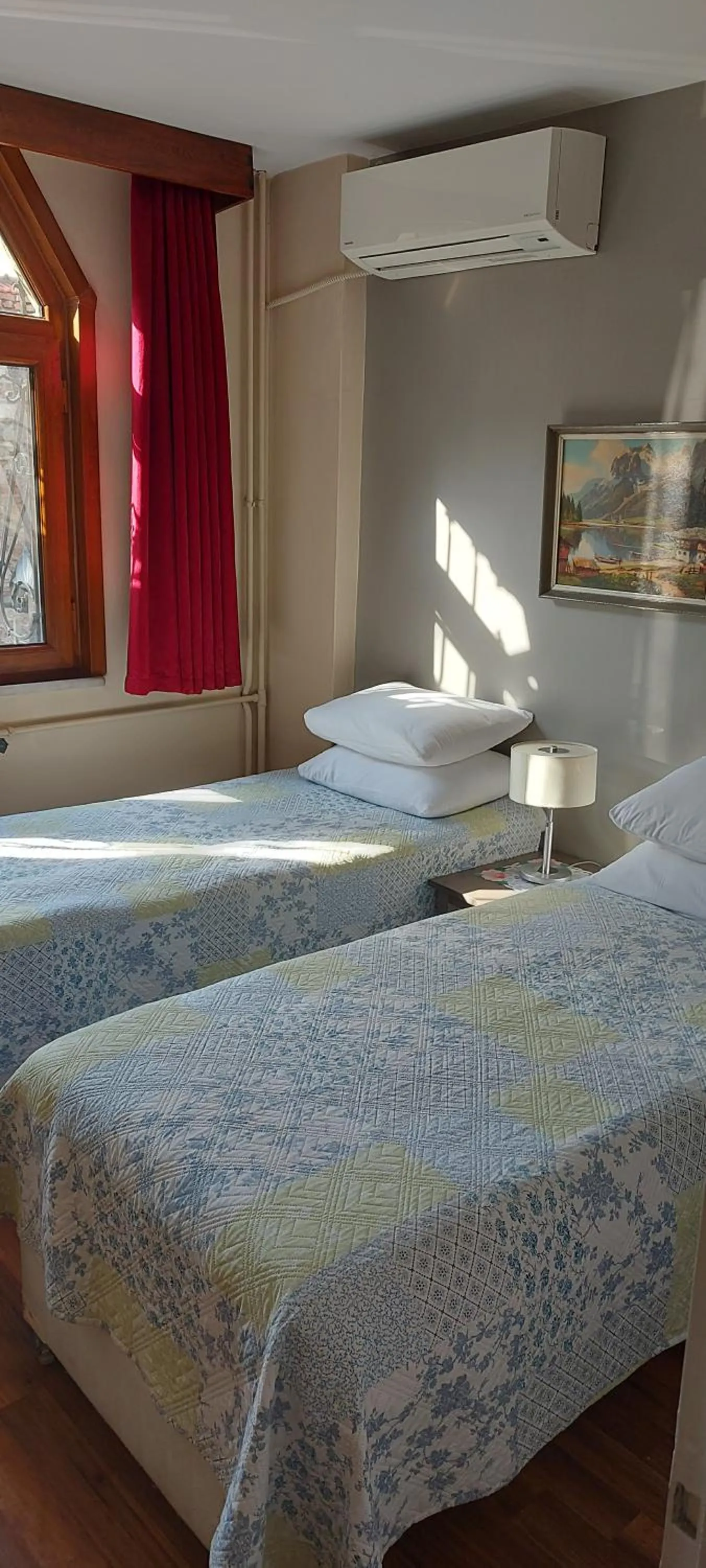 Bed in Berk Guest House - Grandma's House