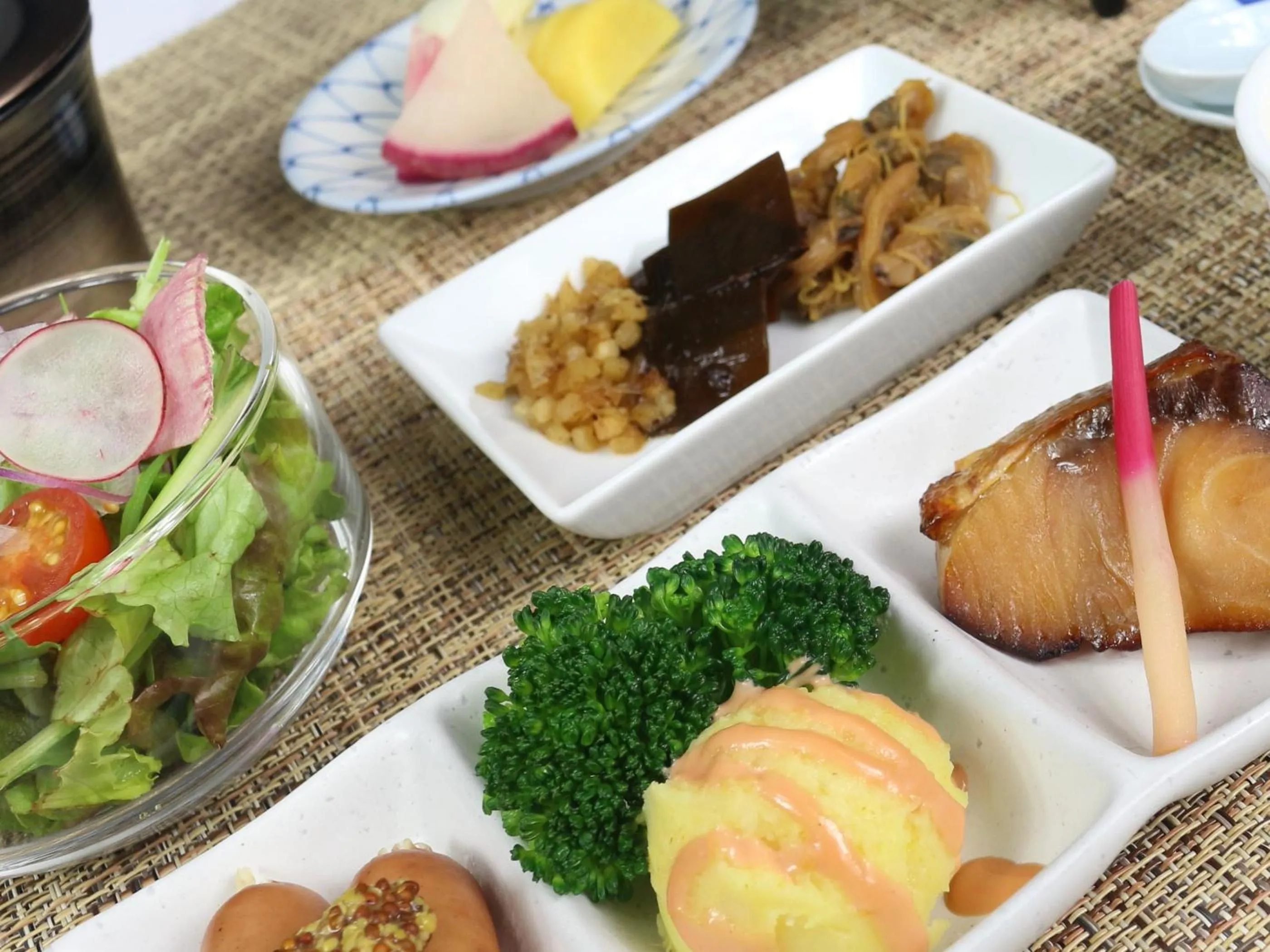 Food in Green Sky Hotel Takehara