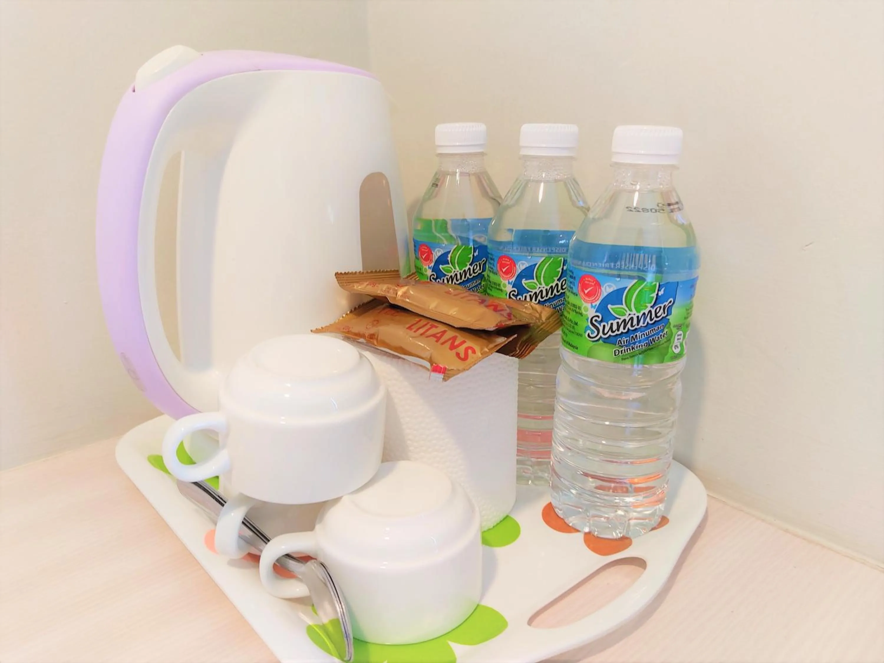 Coffee/tea facilities in Apple Suites Hotel