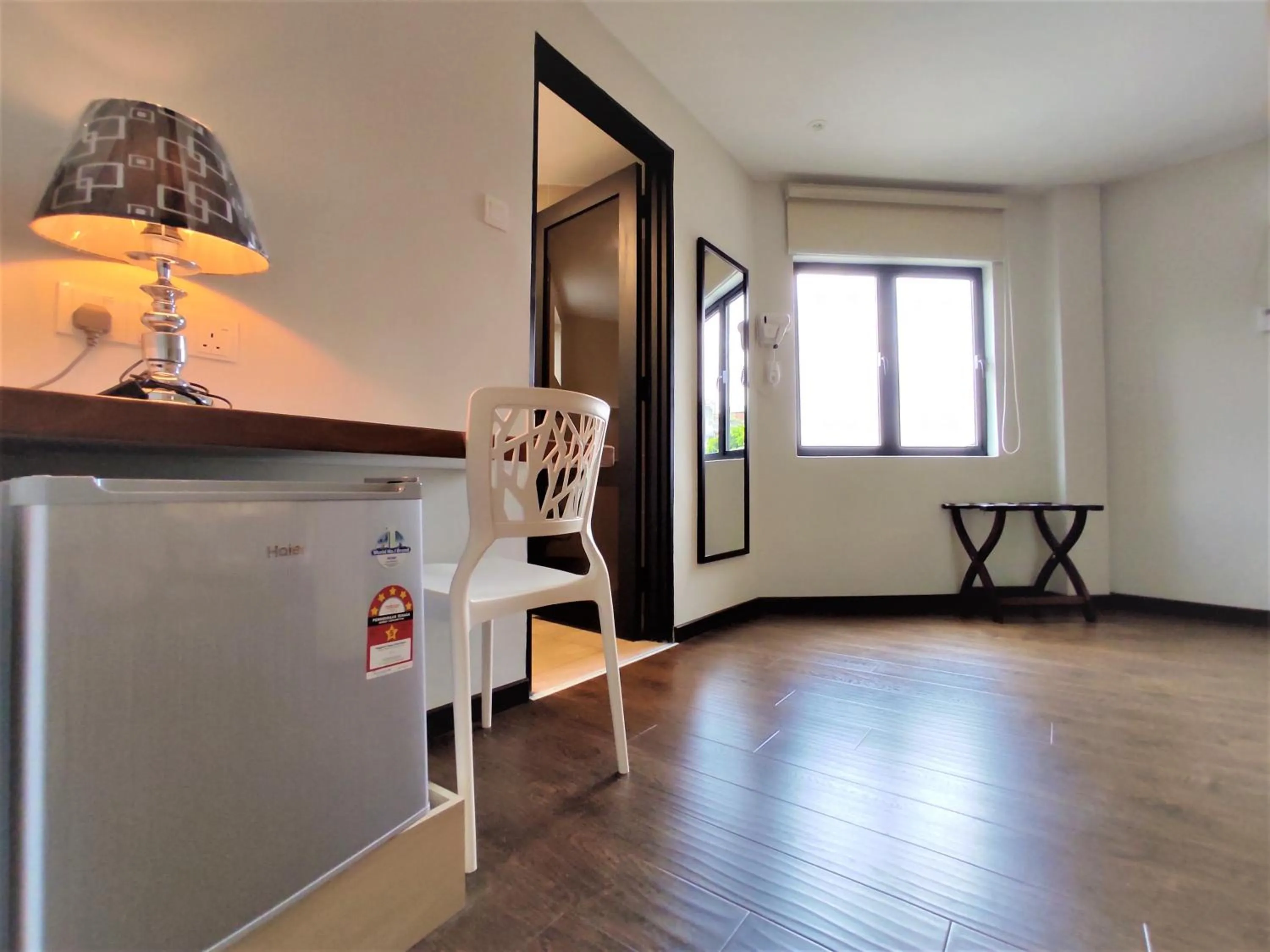 TV and multimedia in Apple Suites Hotel