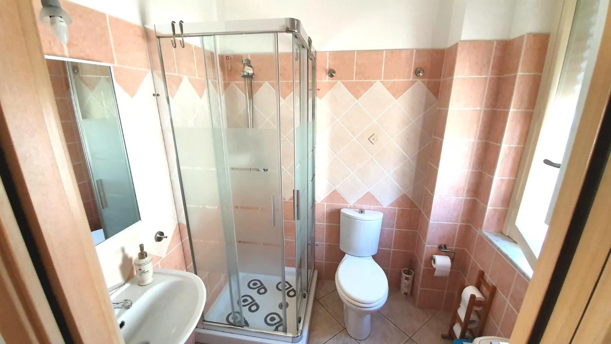 Bathroom in La Mandronia B&B