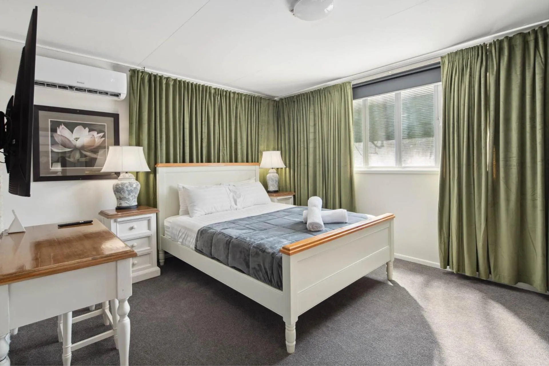 Bedroom, Bed in Freshwater BnB