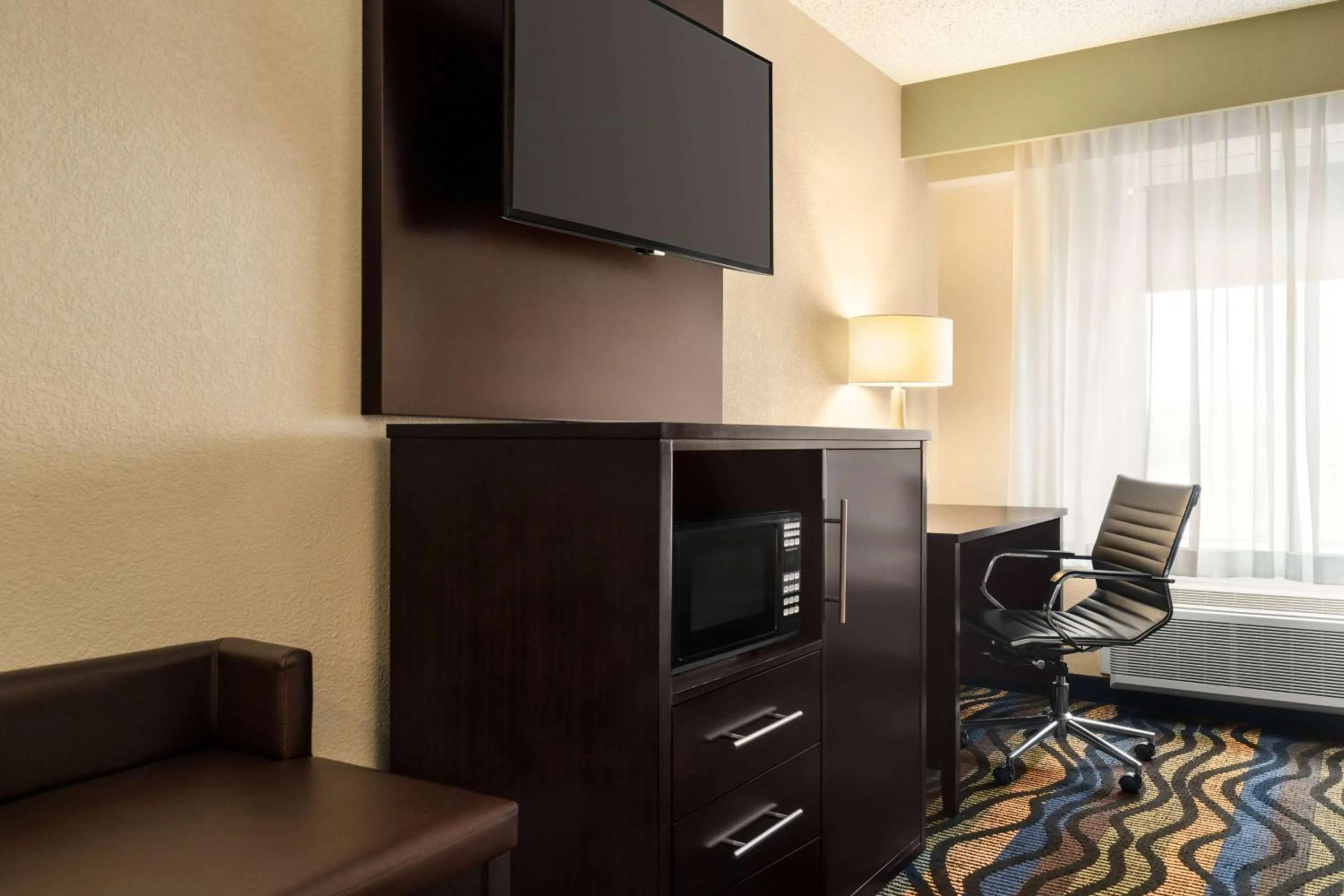 Photo of the whole room in Baymont by Wyndham Georgetown Lexington North