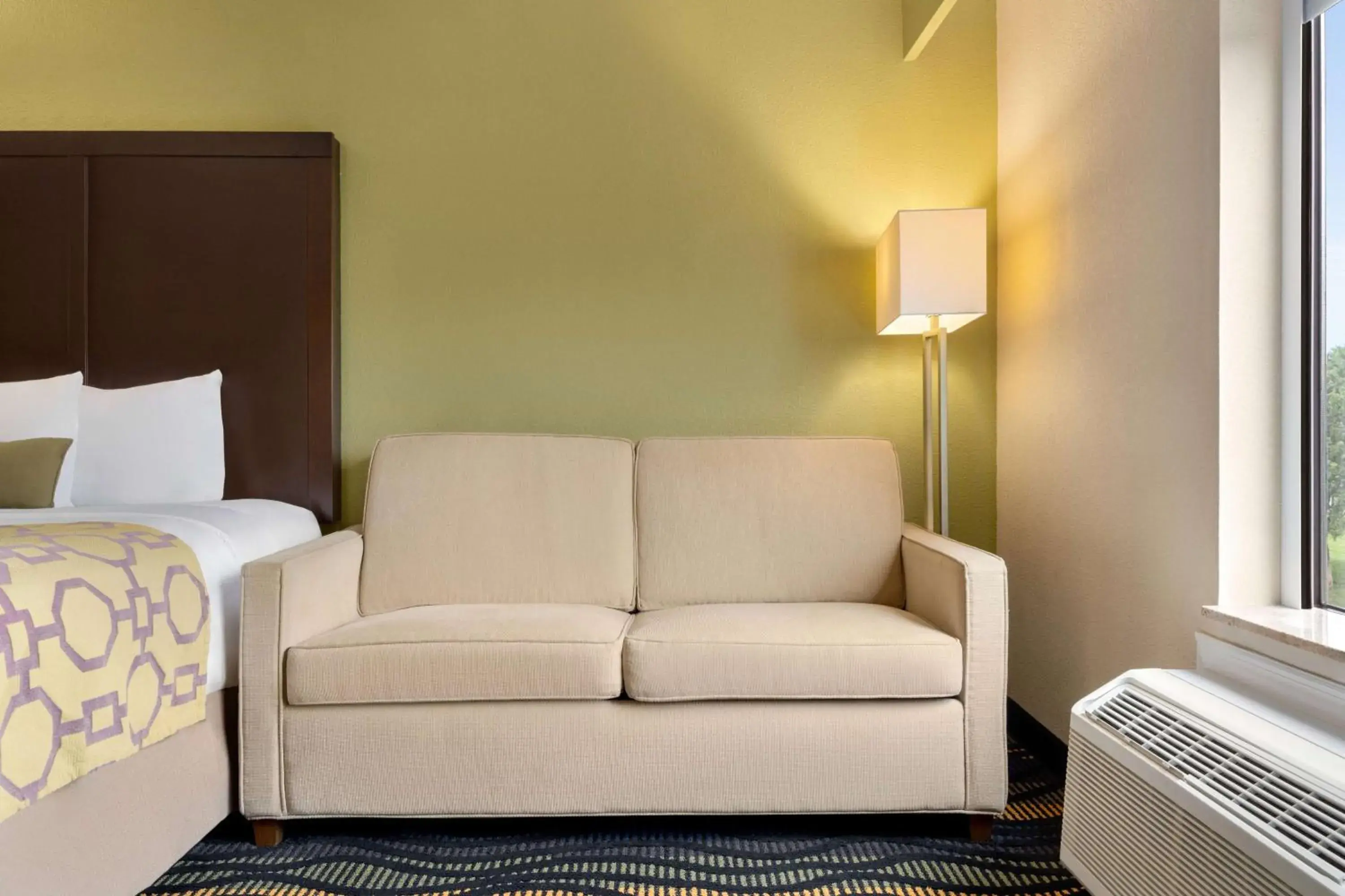 Photo of the whole room, Bed in Baymont by Wyndham Georgetown Lexington North Photo of the whole room, Bed in Baymont by Wyndham Georgetown Lexington North