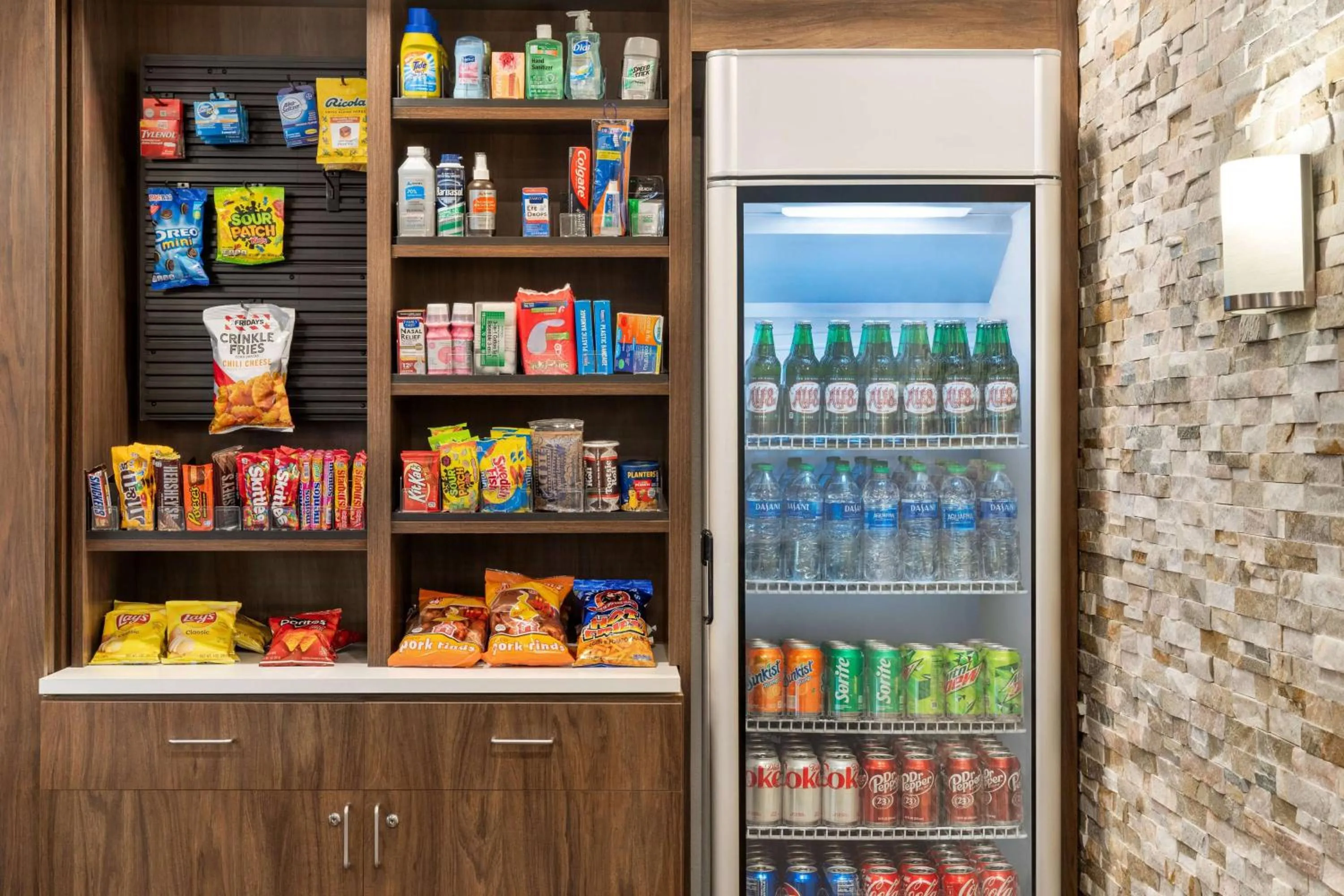 Food and drinks in Baymont by Wyndham Georgetown Lexington North