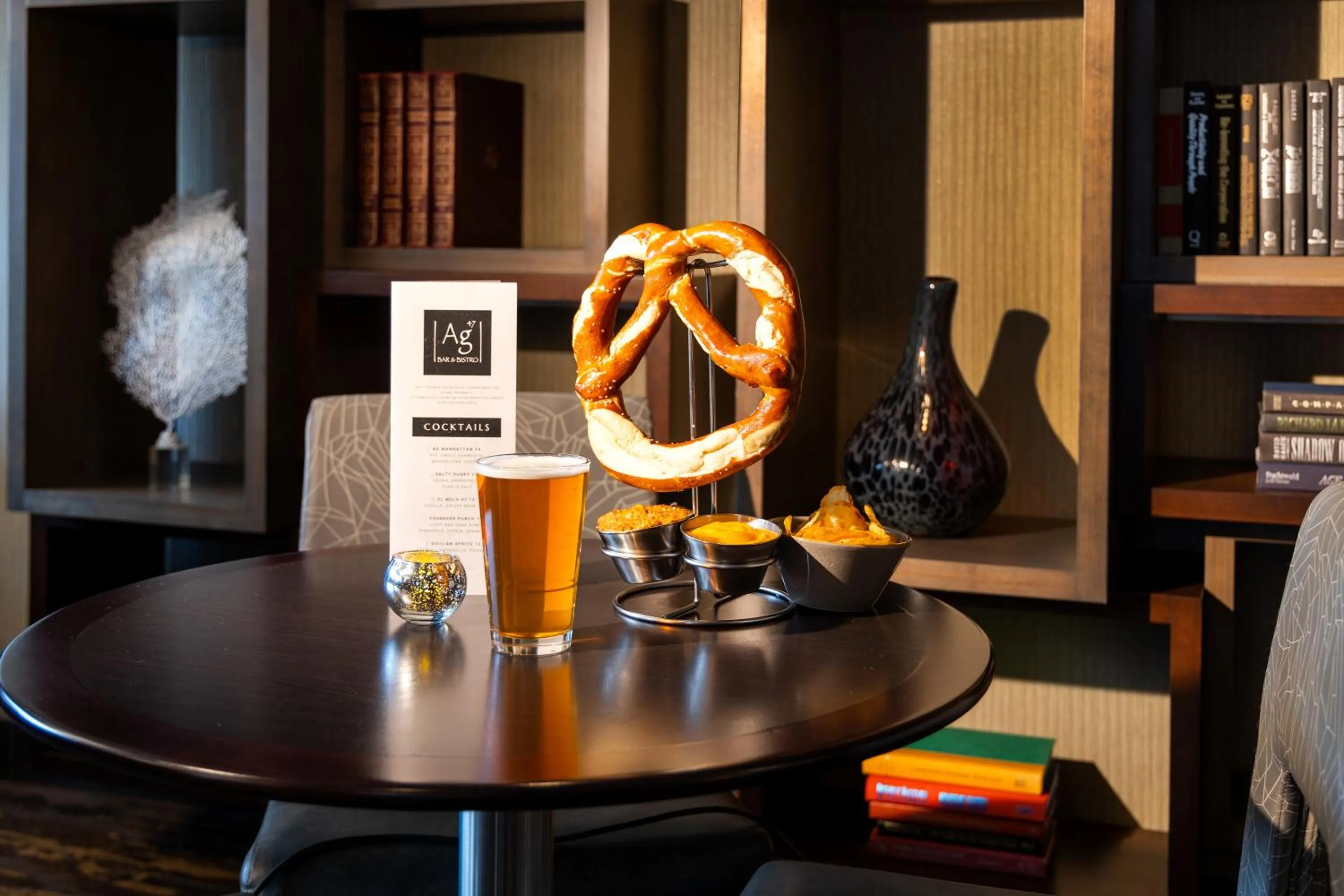 Restaurant/places to eat in Silver Cloud Hotel - Seattle University of Washington District