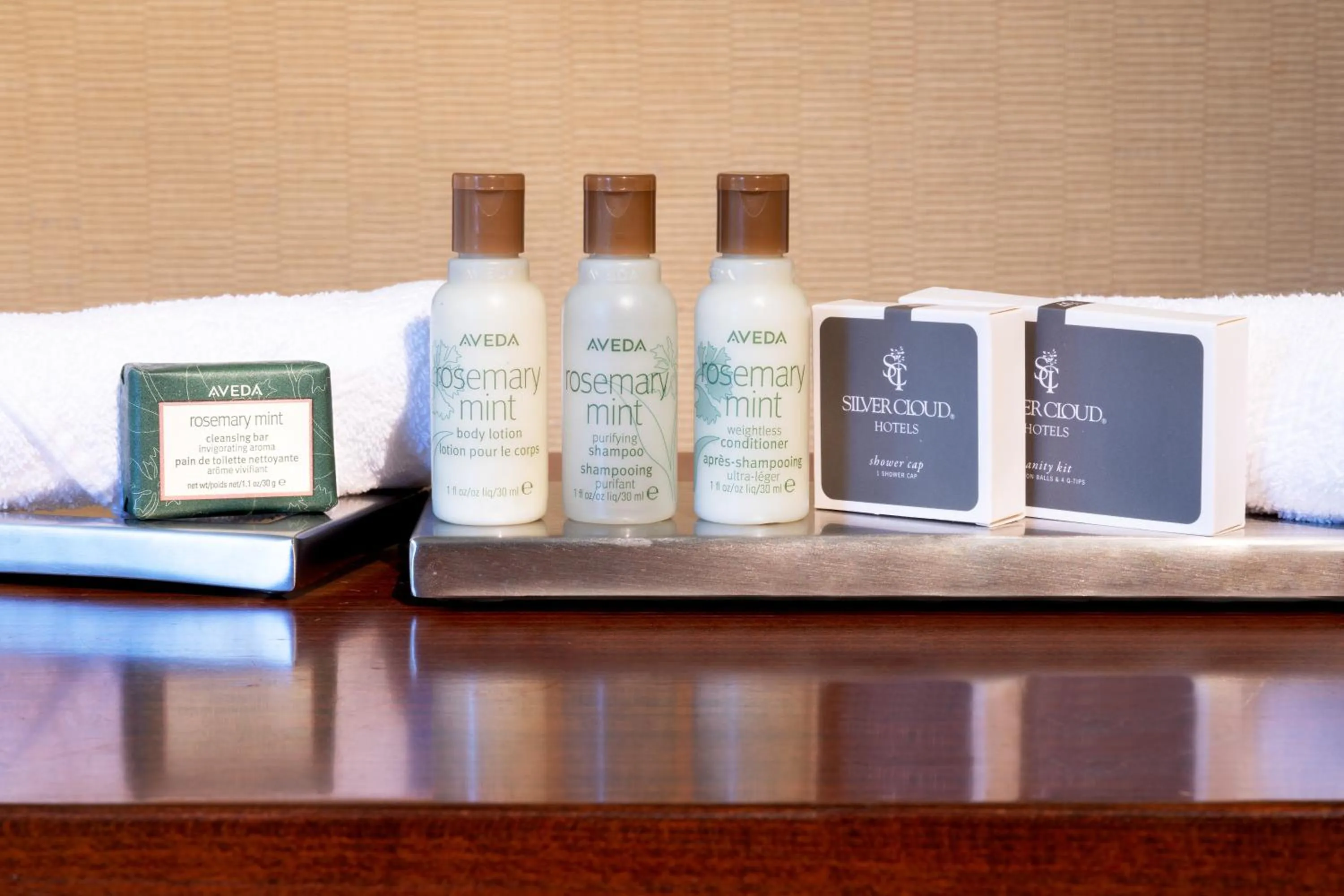 Bathroom in Silver Cloud Hotel - Seattle University of Washington District