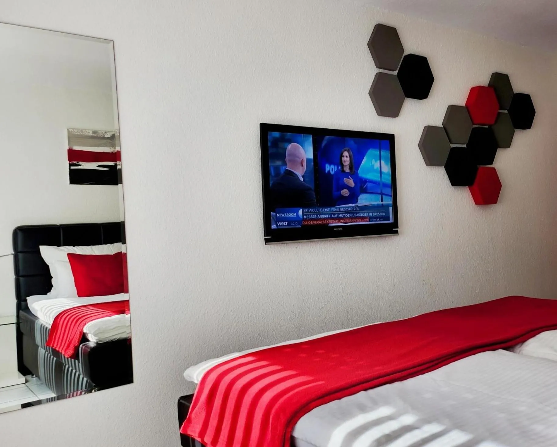 Bedroom, Bed in Innovative 2-Zimmer-Ferienwohnung am Kurpark 206