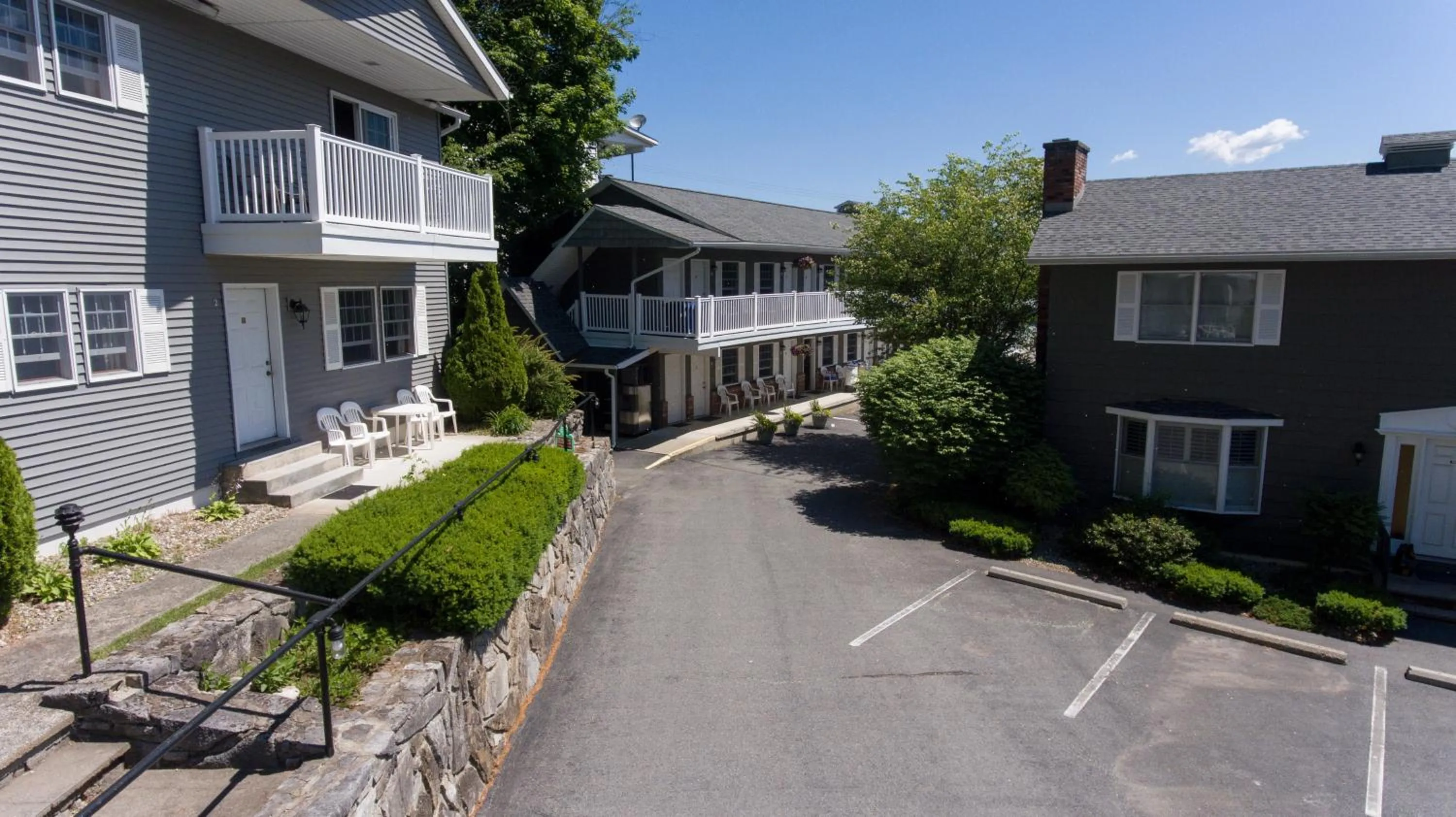 Property building in Americas Best Value Inn & Suites Lake George